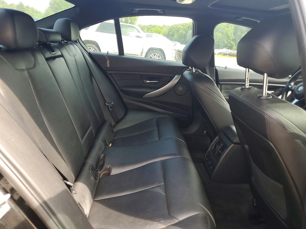 2014 Bmw 335 Xi Cream vin: WBA3B9G52ENR79492