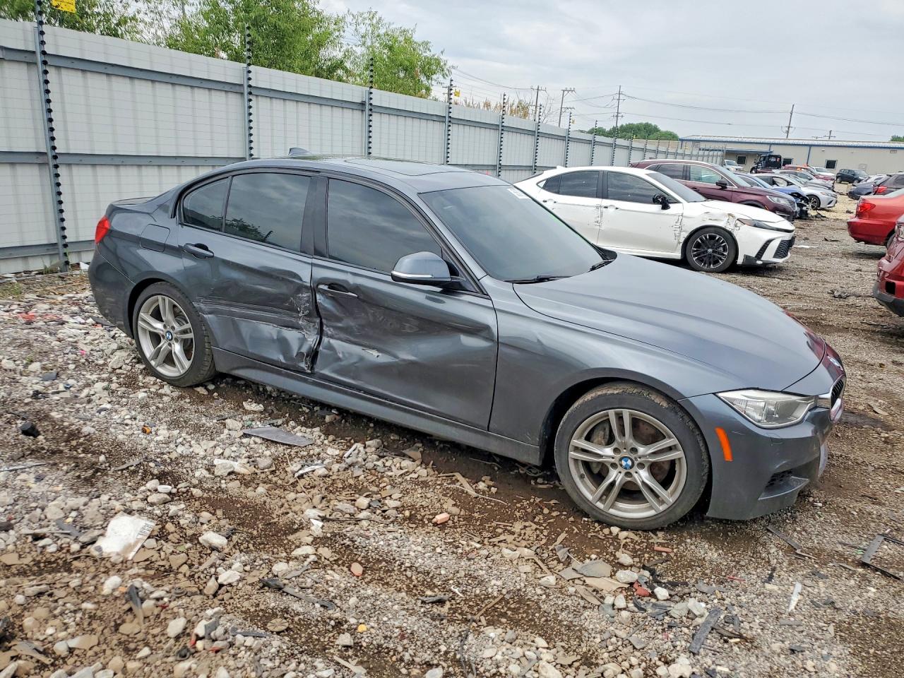 2014 Bmw 335 Xi Серый vin: WBA3B9G53ENR90677
