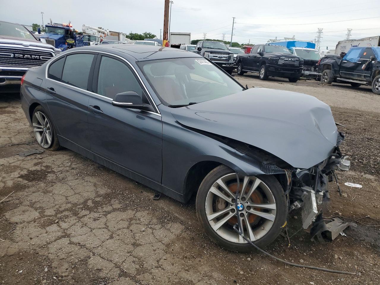 2015 Bmw 335 Xi Серый vin: WBA3B9G53FNR93435