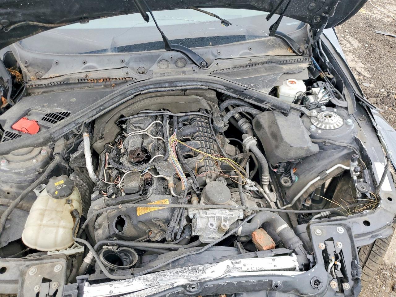 2015 Bmw 335 Xi Серый vin: WBA3B9G53FNR93435