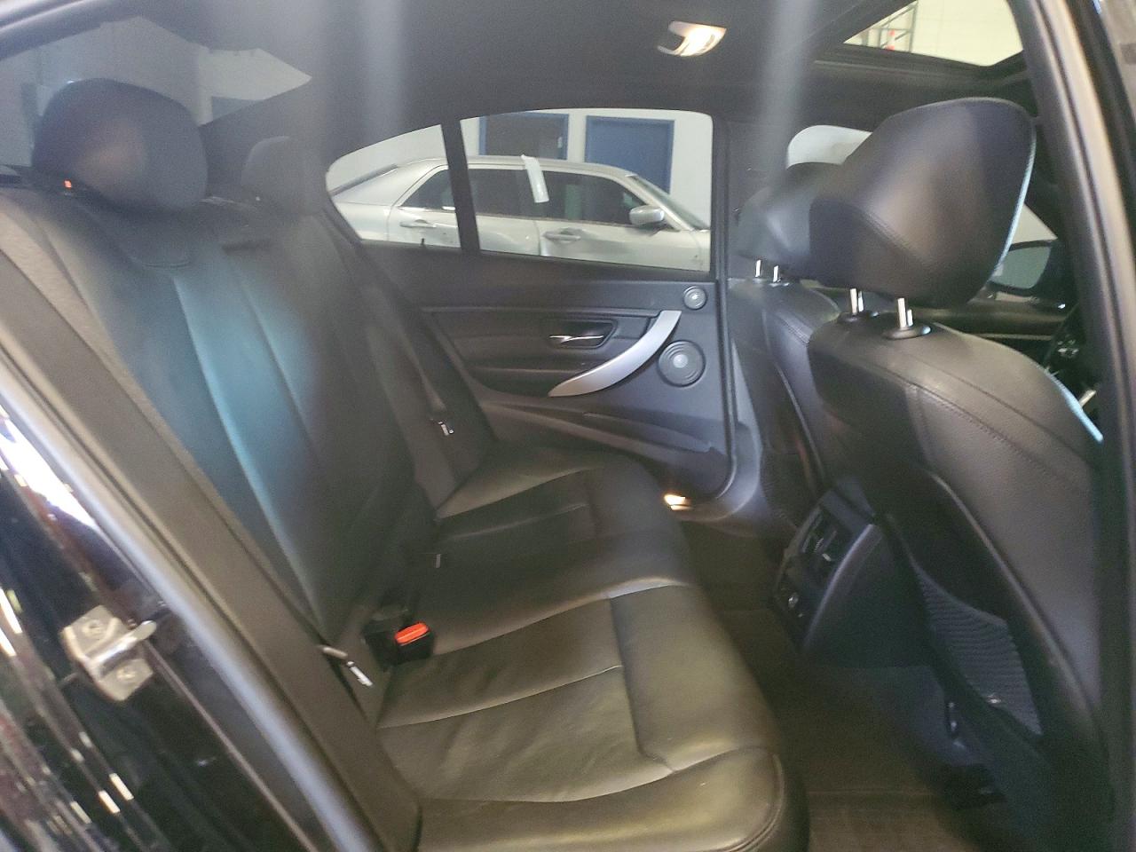 2014 Bmw 335 Xi Black vin: WBA3B9G54ENR92504