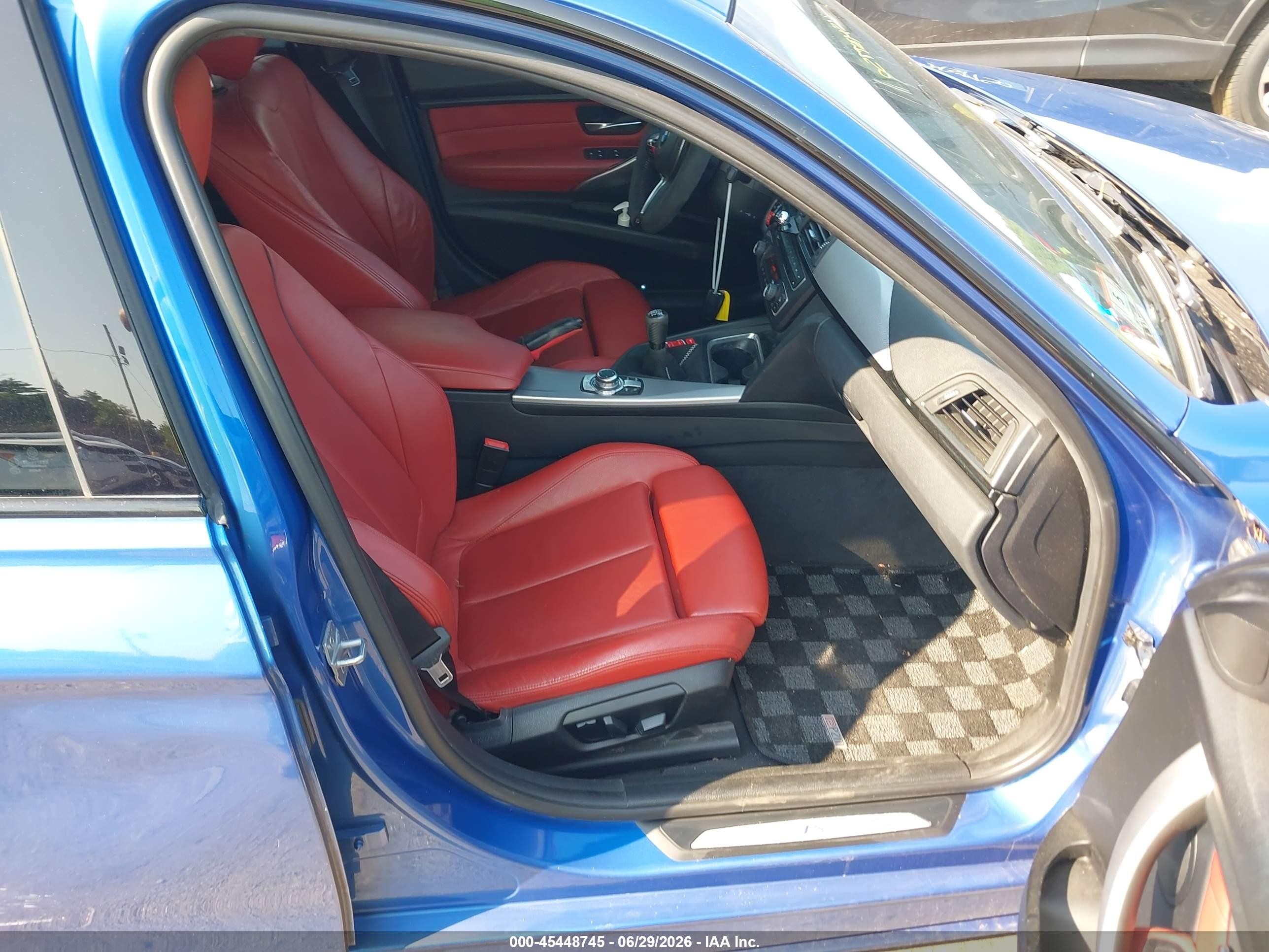 2013 Bmw 335i Xdrive Синий vin: WBA3B9G55DNR79064