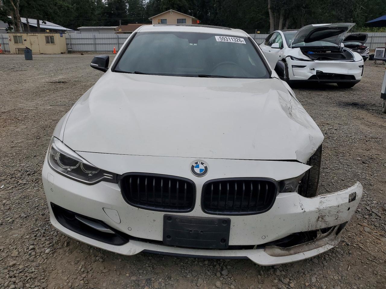 2014 Bmw 335 Xi White vin: WBA3B9G56ENR90513