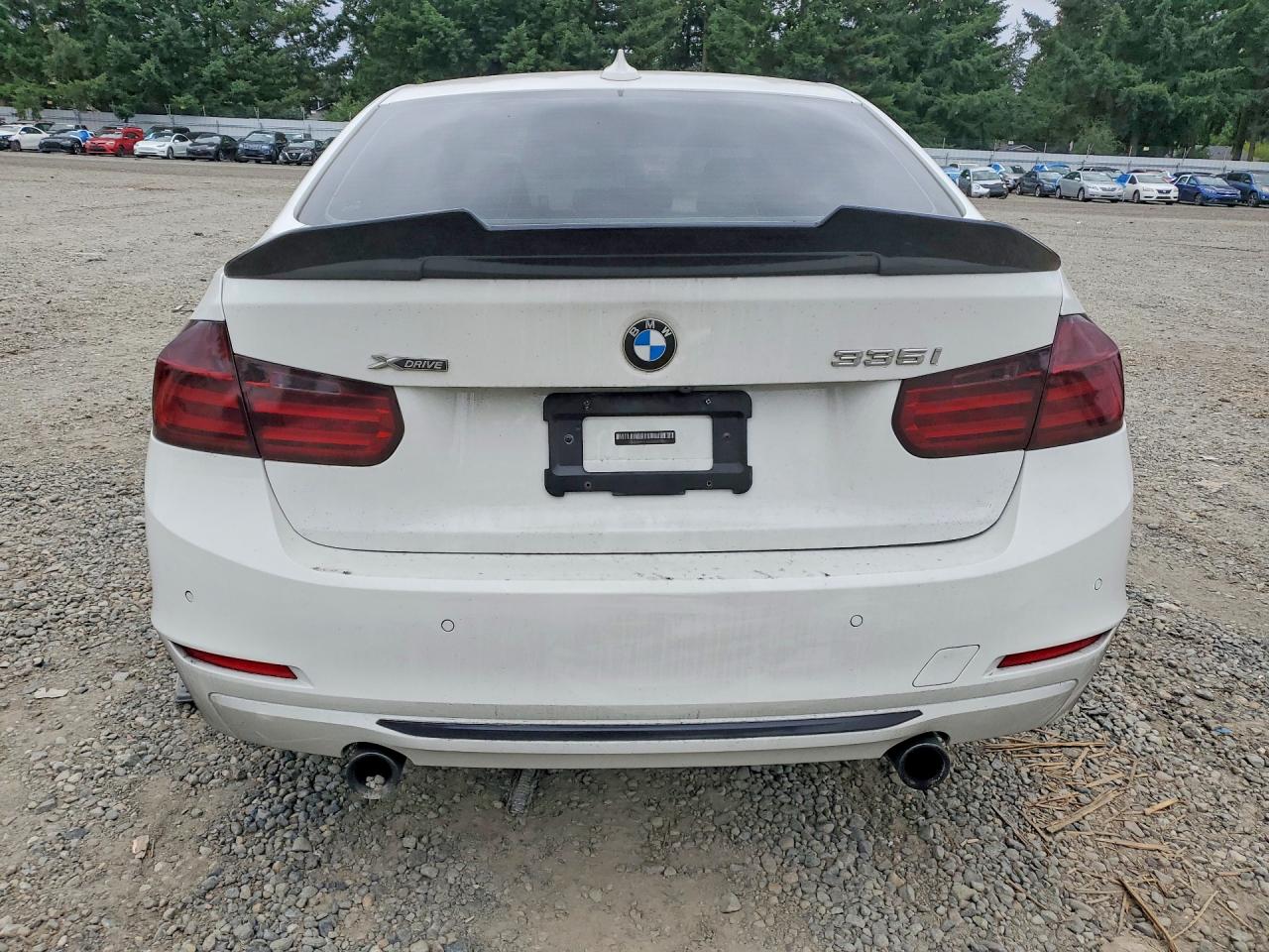 2014 Bmw 335 Xi White vin: WBA3B9G56ENR90513