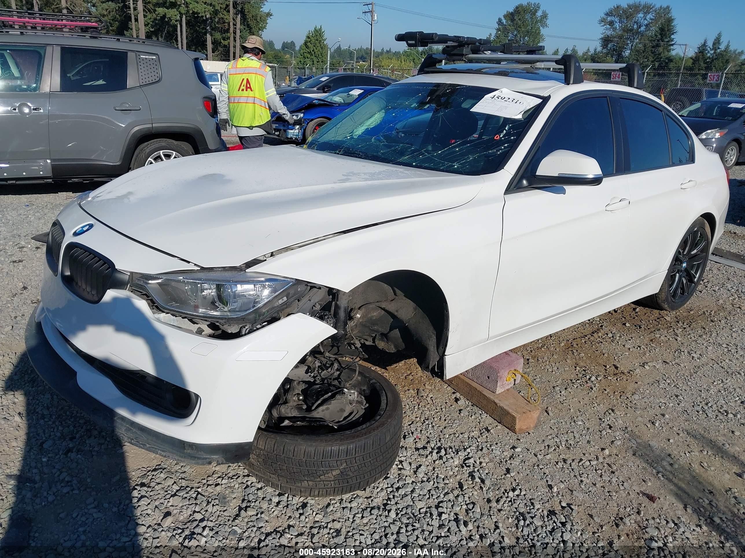 2014 Bmw 335i Xdrive White vin: WBA3B9G58ENR79352