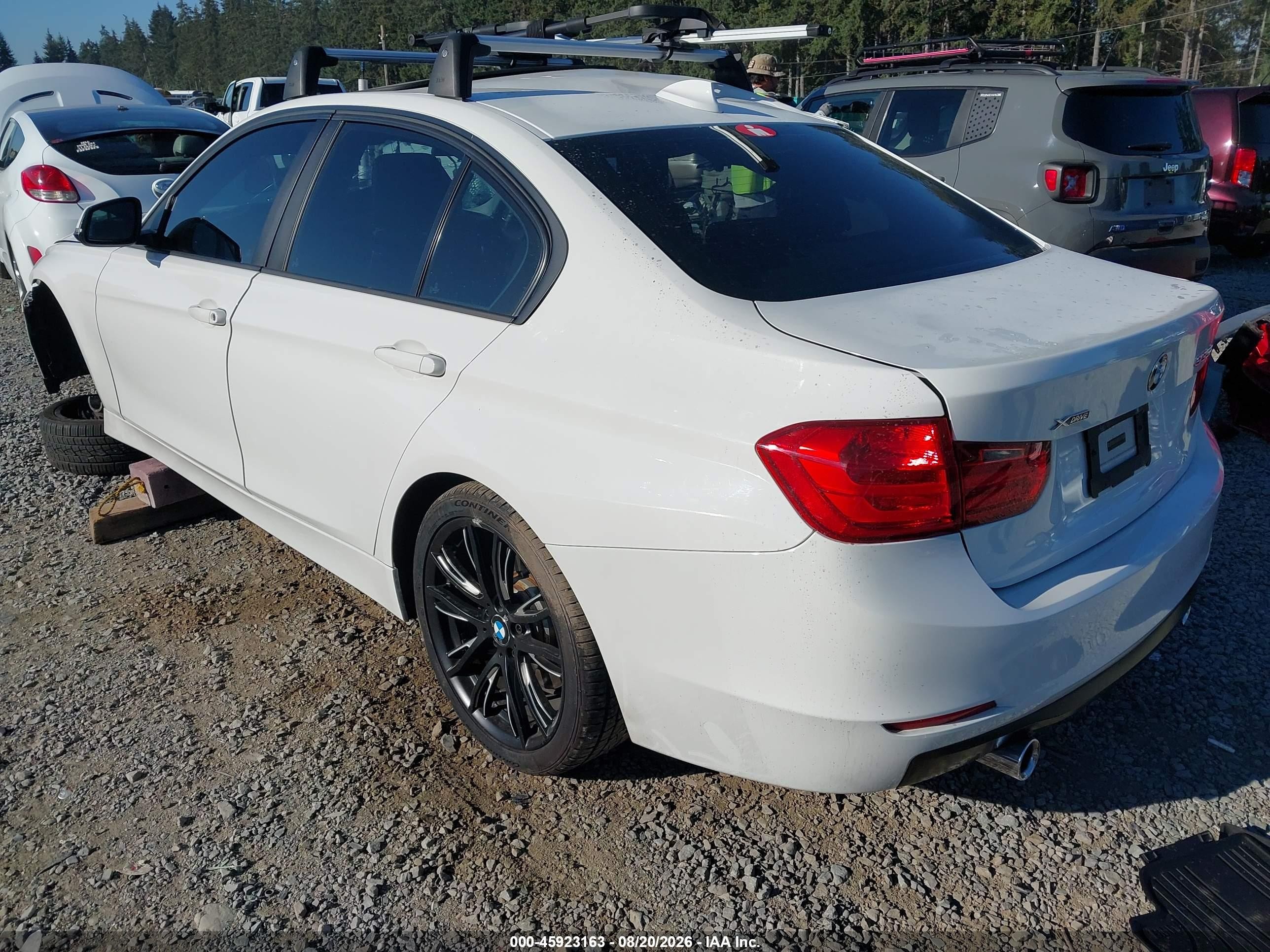 2014 Bmw 335i Xdrive White vin: WBA3B9G58ENR79352