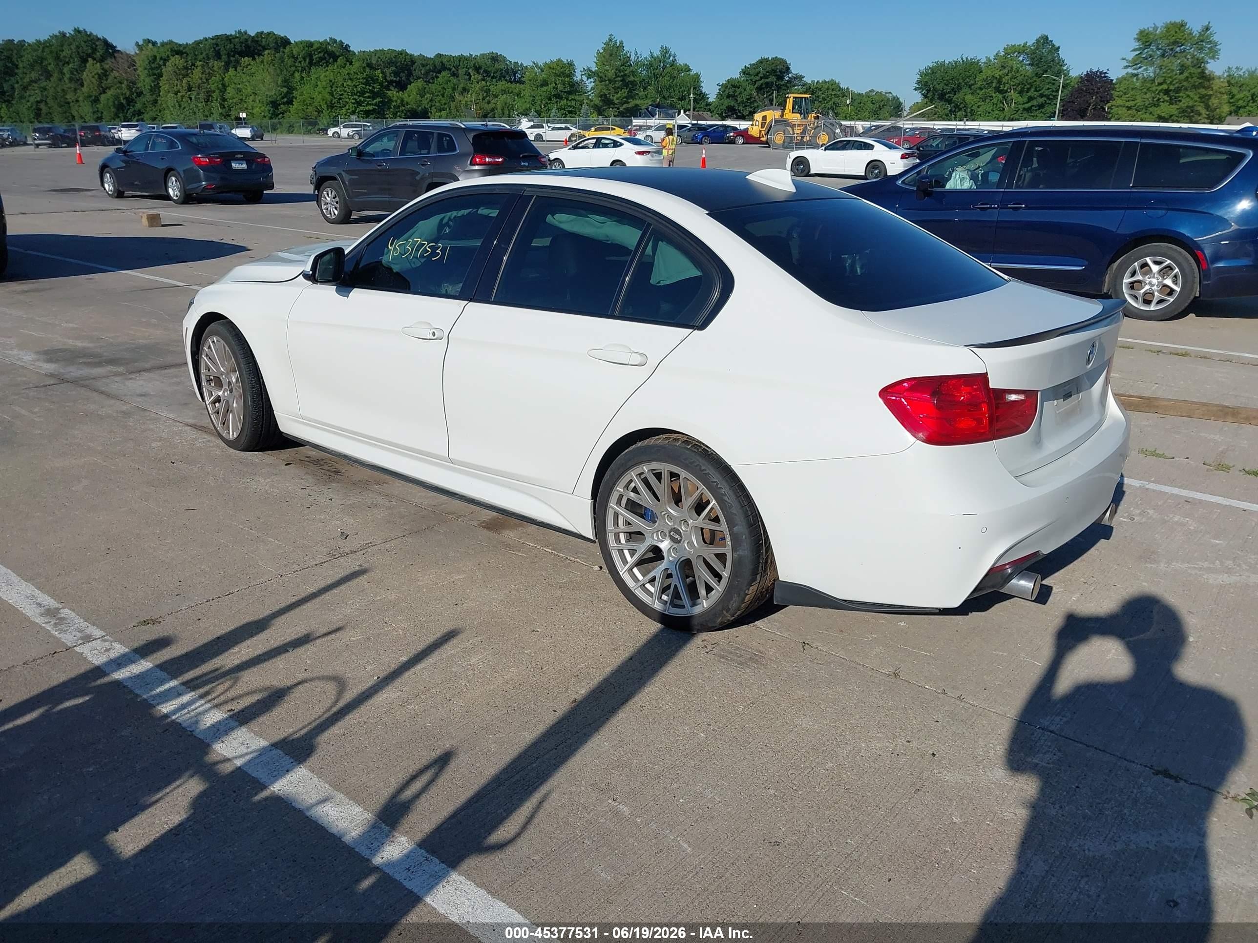 2015 Bmw 335i Xdrive White vin: WBA3B9G58FNR92877