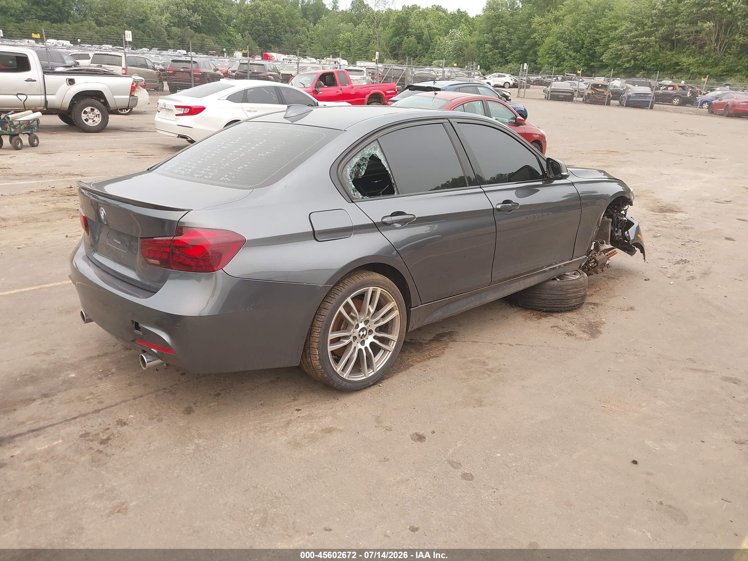 2015 Bmw 335i Xdrive Серый vin: WBA3B9G59FNR93410