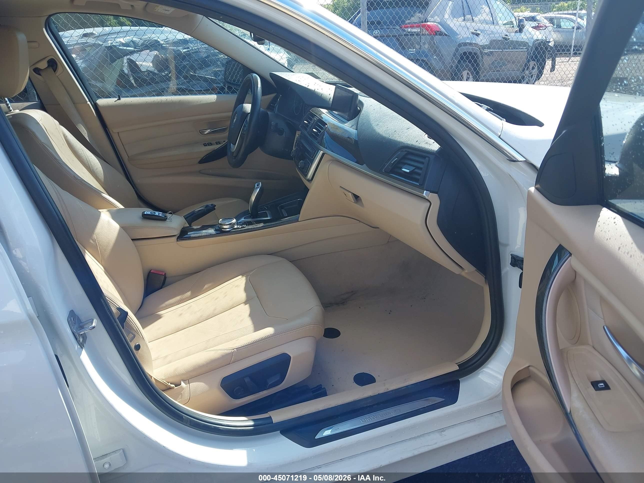 2014 Bmw 335i Xdrive White vin: WBA3B9G5XENR90918