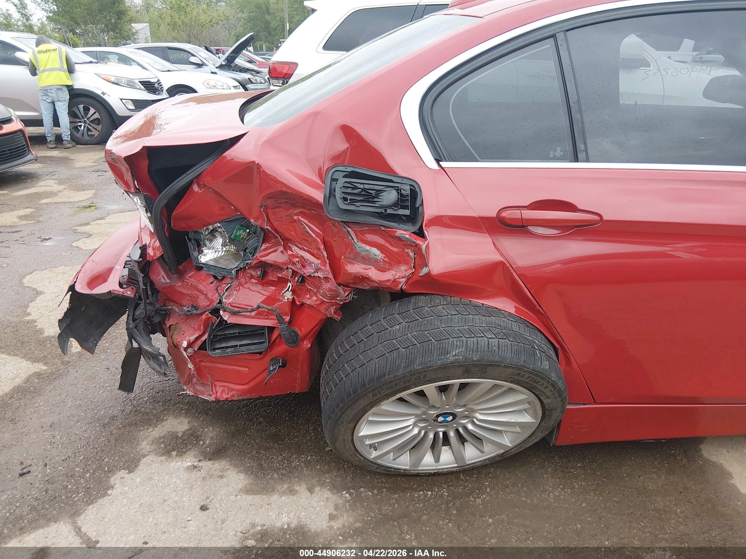2015 Bmw 335i Xdrive Red vin: WBA3B9G5XFNR92900