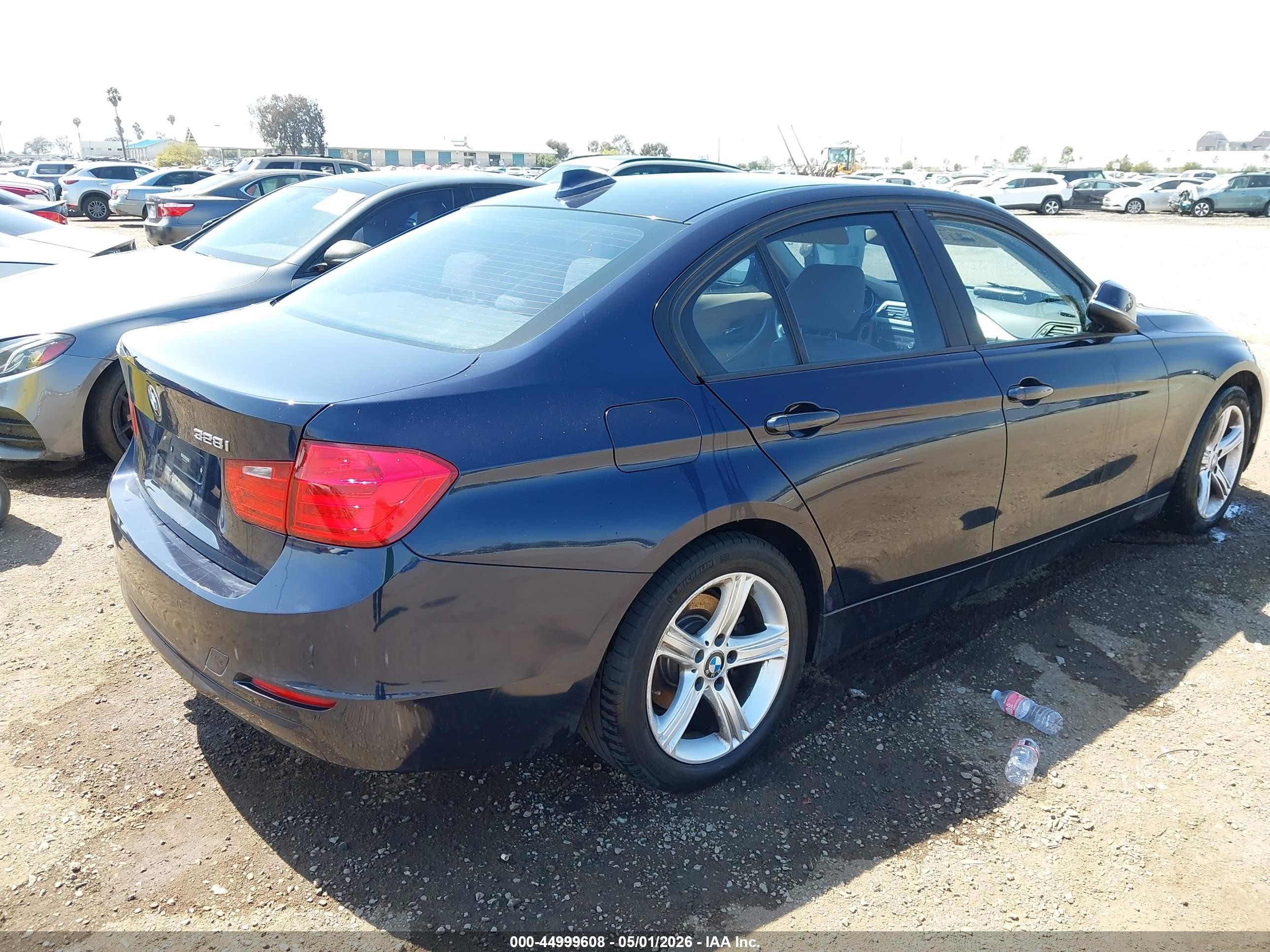 2012 Bmw 328i   Blue vin: WBA3C1C50CF431051