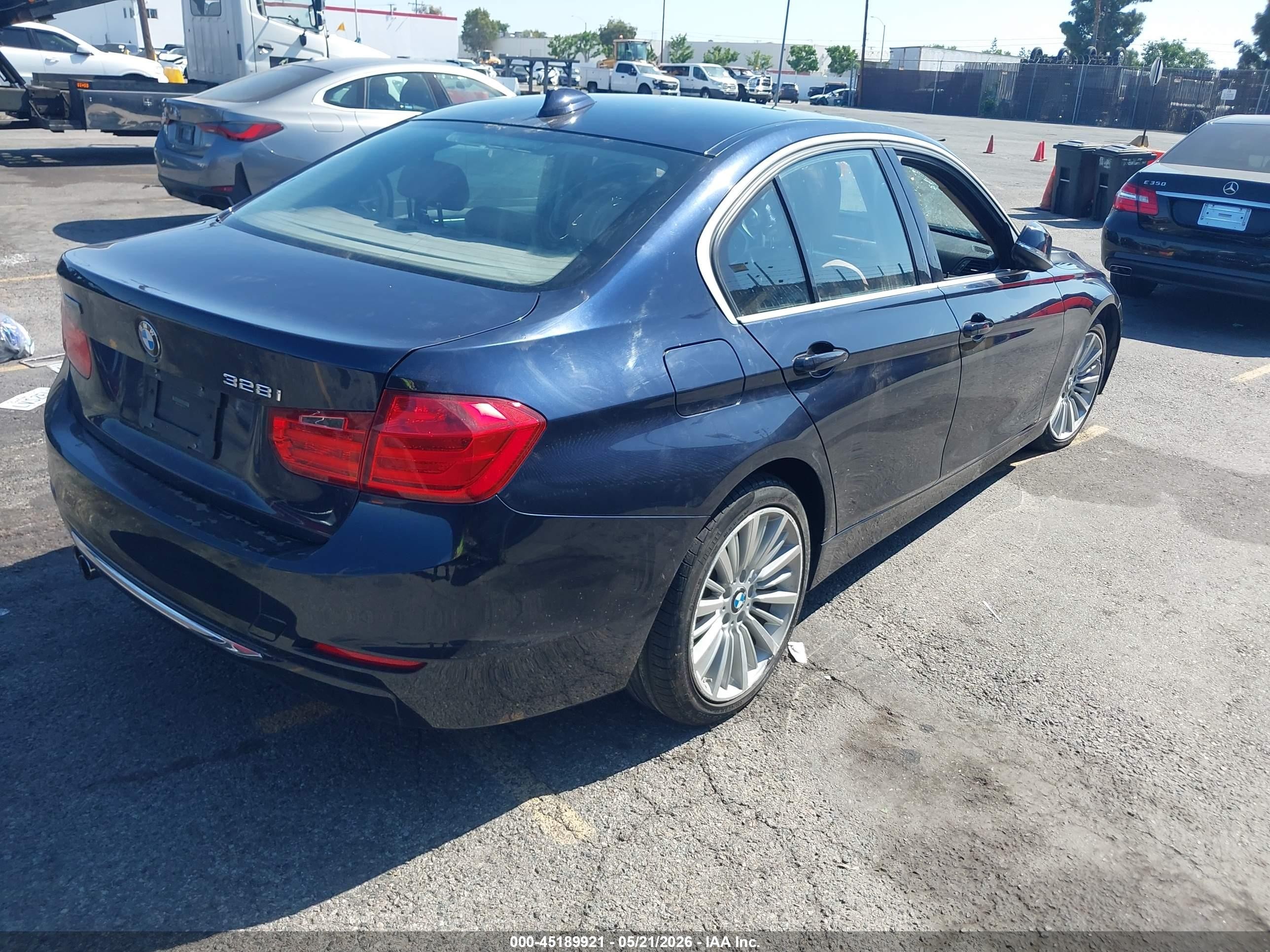 2014 Bmw 328i Blue vin: WBA3C1C50EK112744