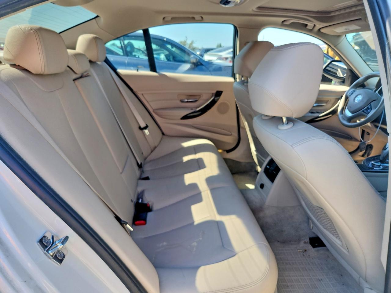 2012 Bmw 328 I Sulev Белый vin: WBA3C1C51CF433732