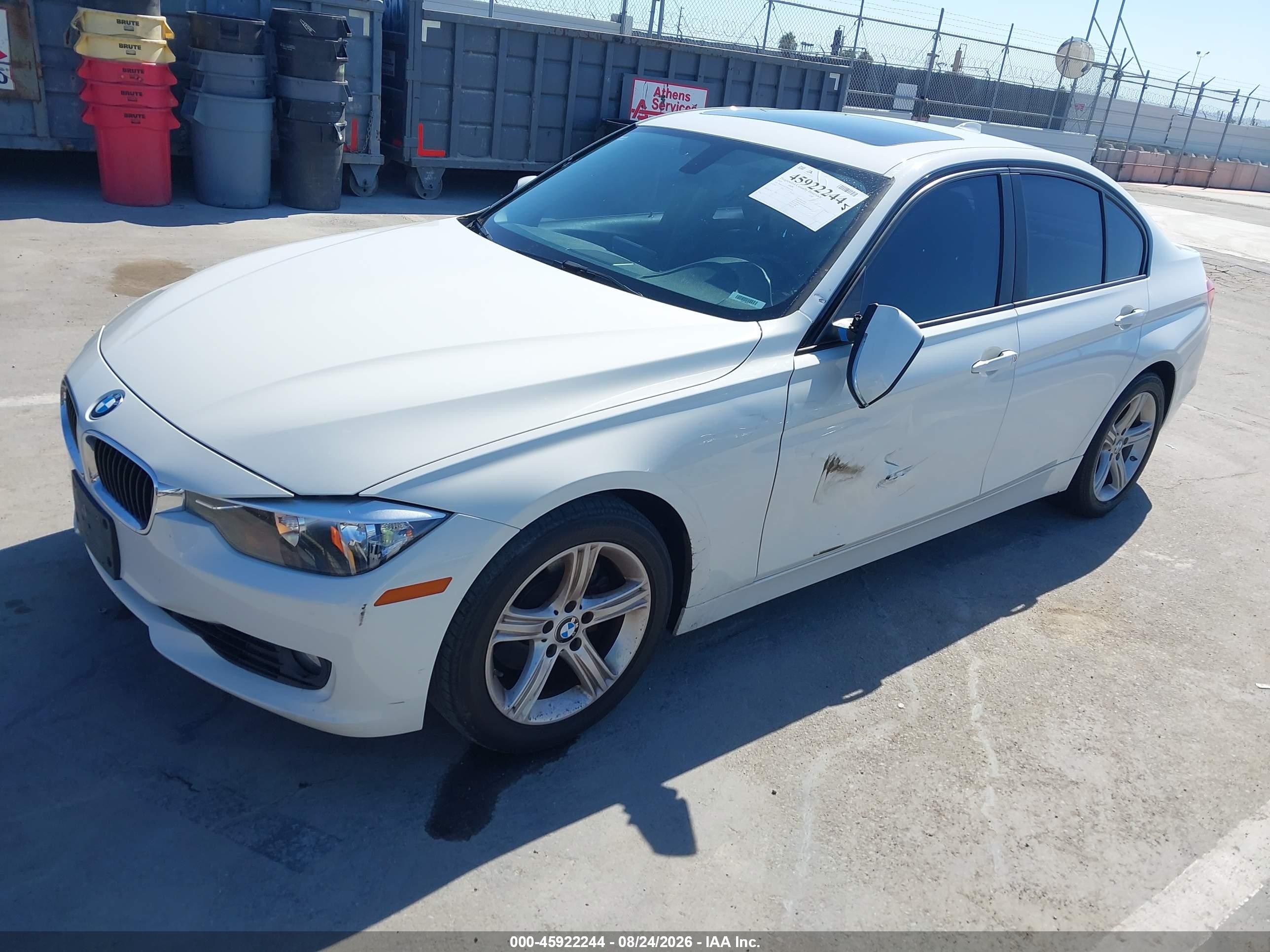 2013 Bmw 328i   White vin: WBA3C1C51DF441136