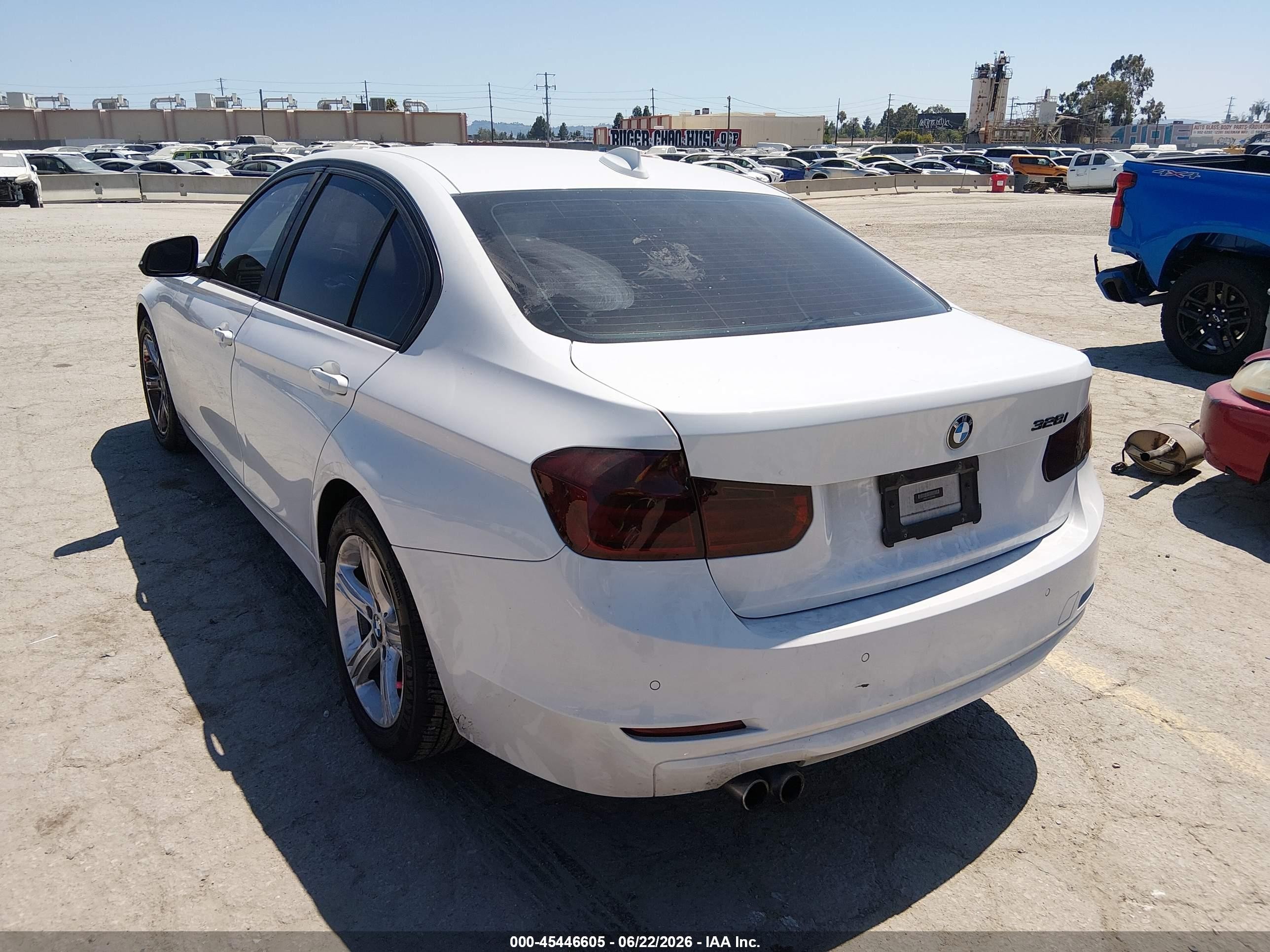 2014 Bmw 328i   White vin: WBA3C1C51EK107861