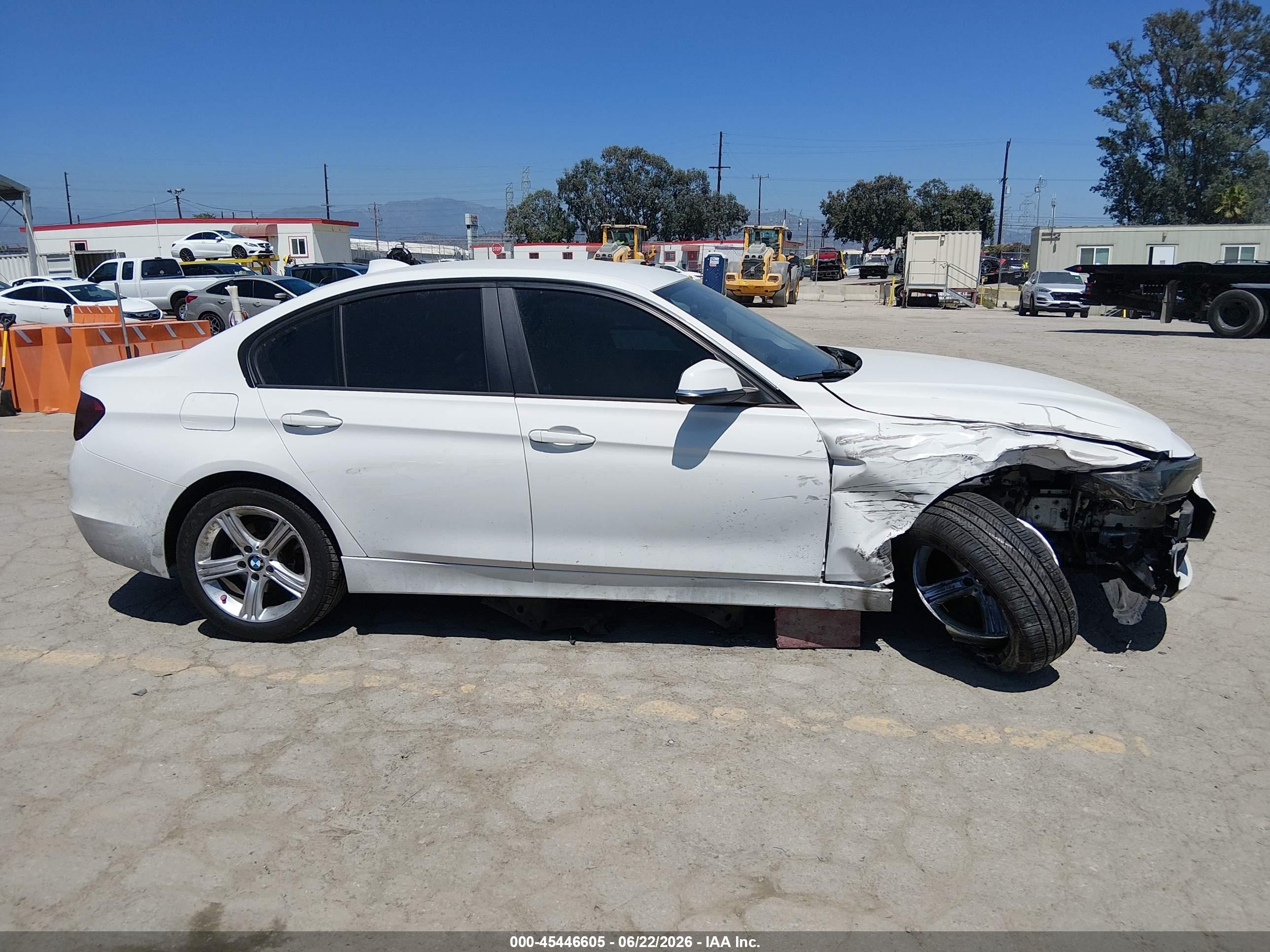 2014 Bmw 328i   White vin: WBA3C1C51EK107861