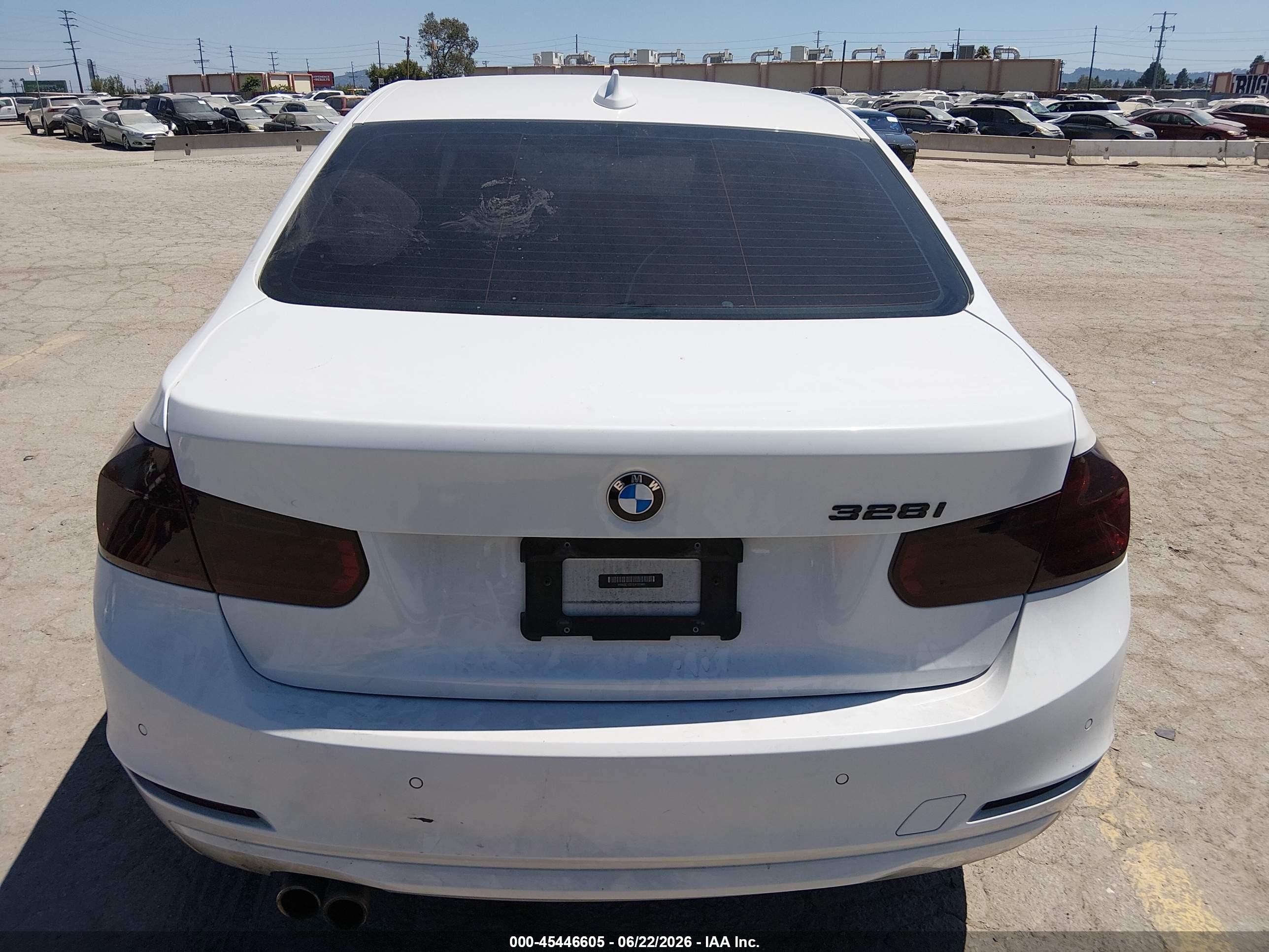 2014 Bmw 328i   White vin: WBA3C1C51EK107861