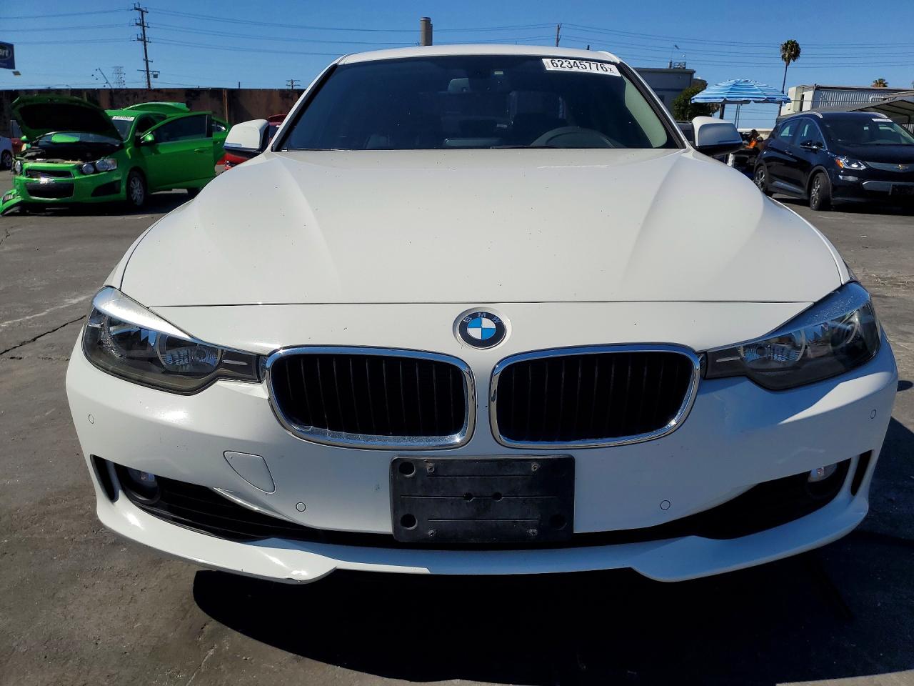 2015 Bmw 328 I Sulev Белый vin: WBA3C1C51FP851173