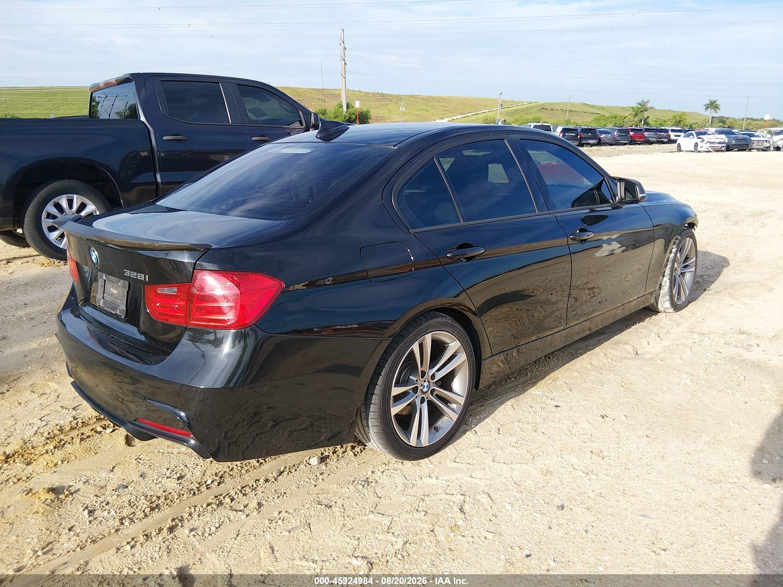 2013 Bmw 328i   Black vin: WBA3C1C52DF438424