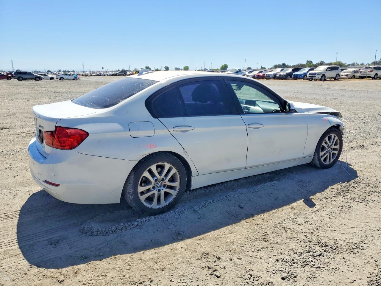 2013 Bmw 328 I Sulev White vin: WBA3C1C52DF441551