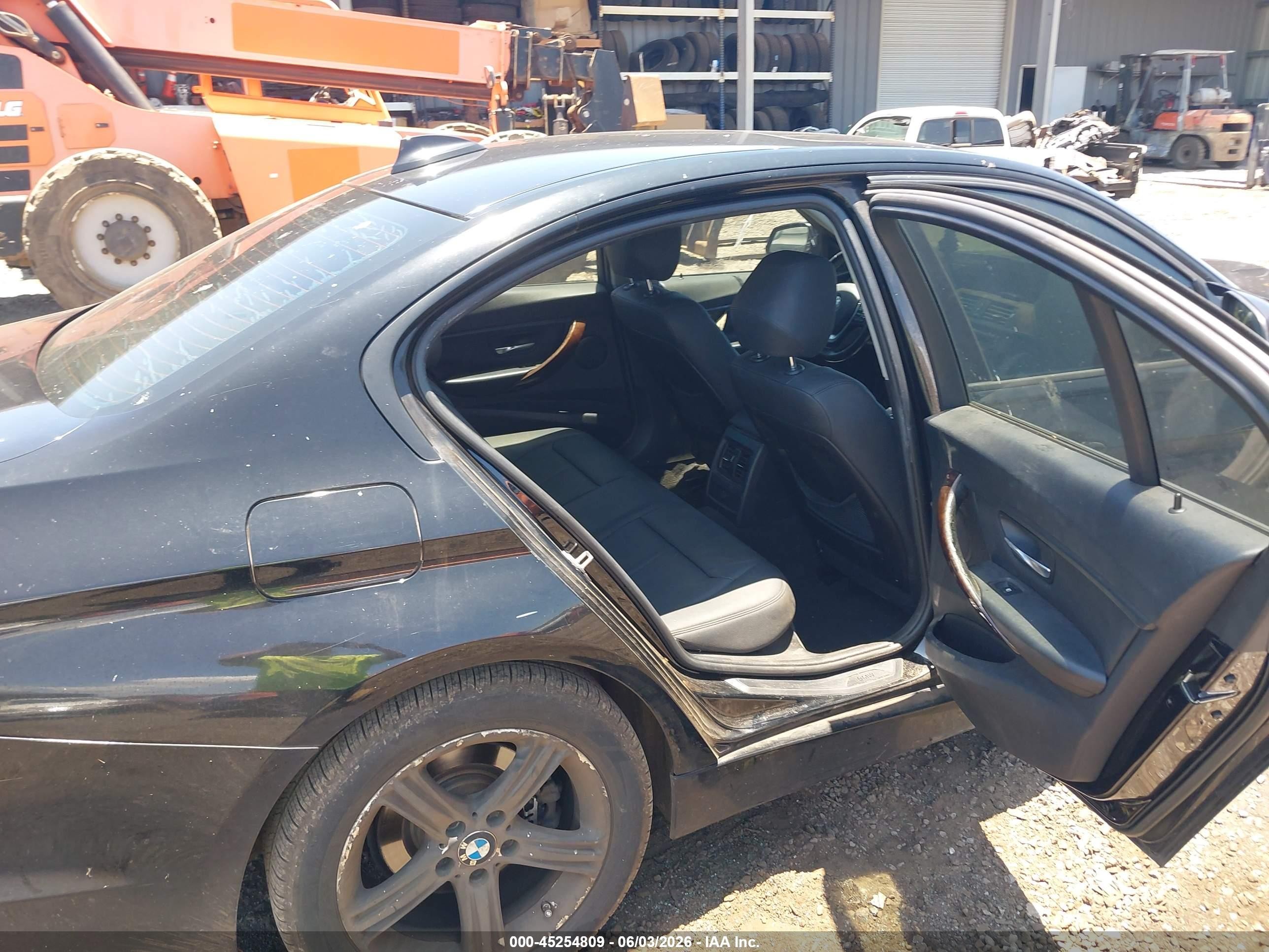 2014 Bmw 328i   Black vin: WBA3C1C52EK105391