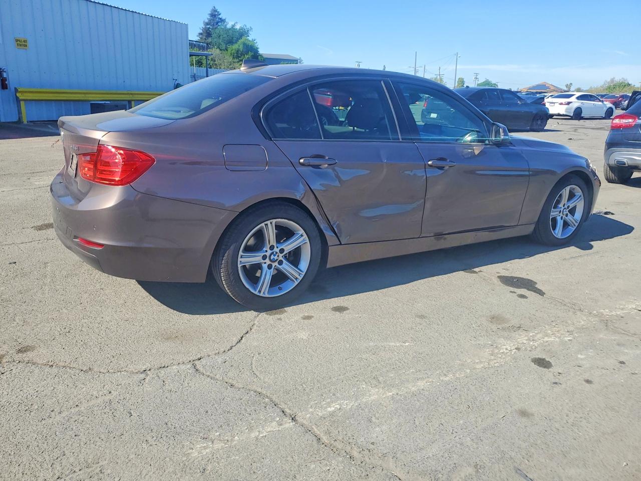 2014 Bmw 328 I Sulev Tan vin: WBA3C1C52EK115452