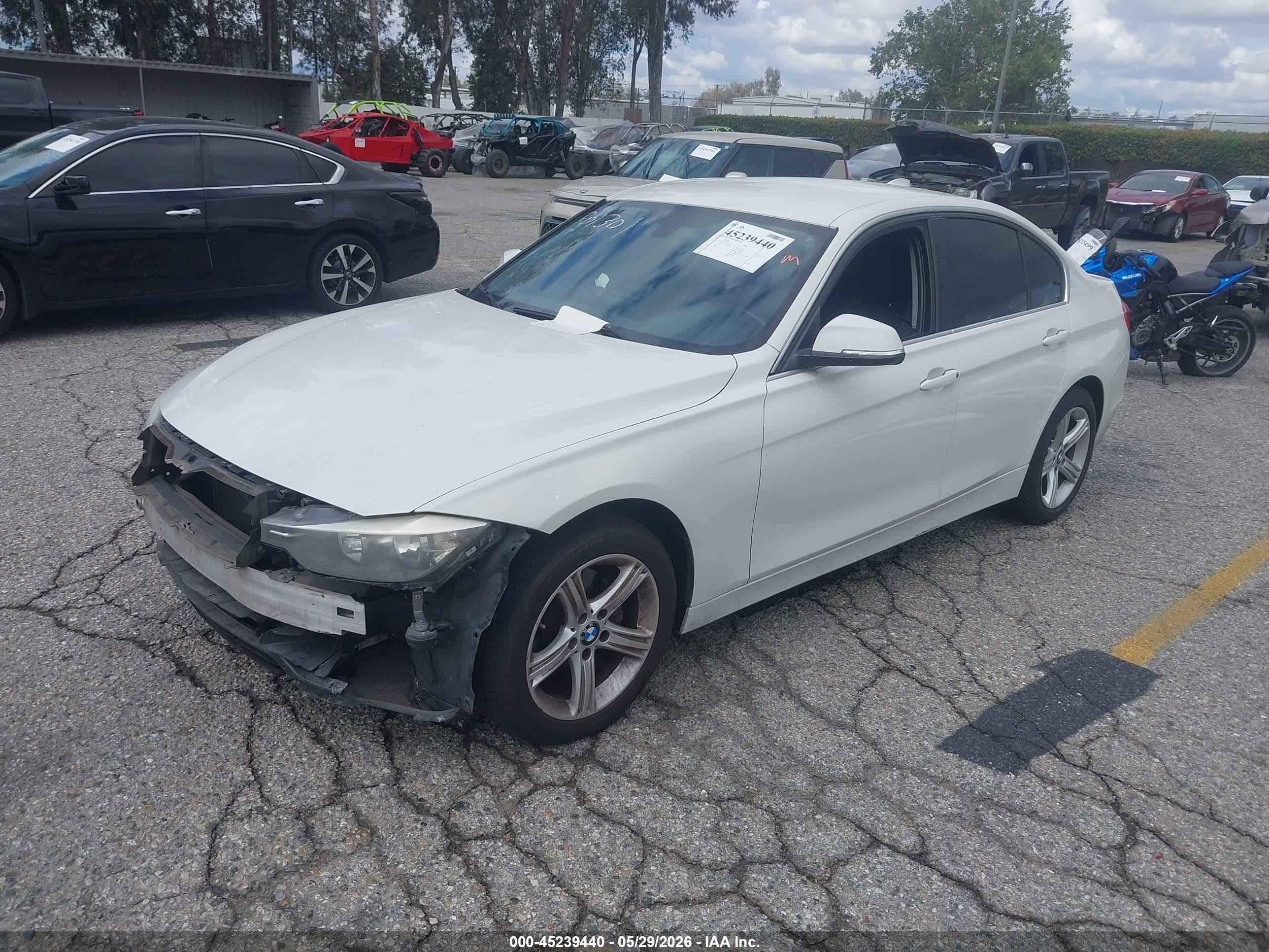 2015 Bmw 328i   White vin: WBA3C1C52FK117882