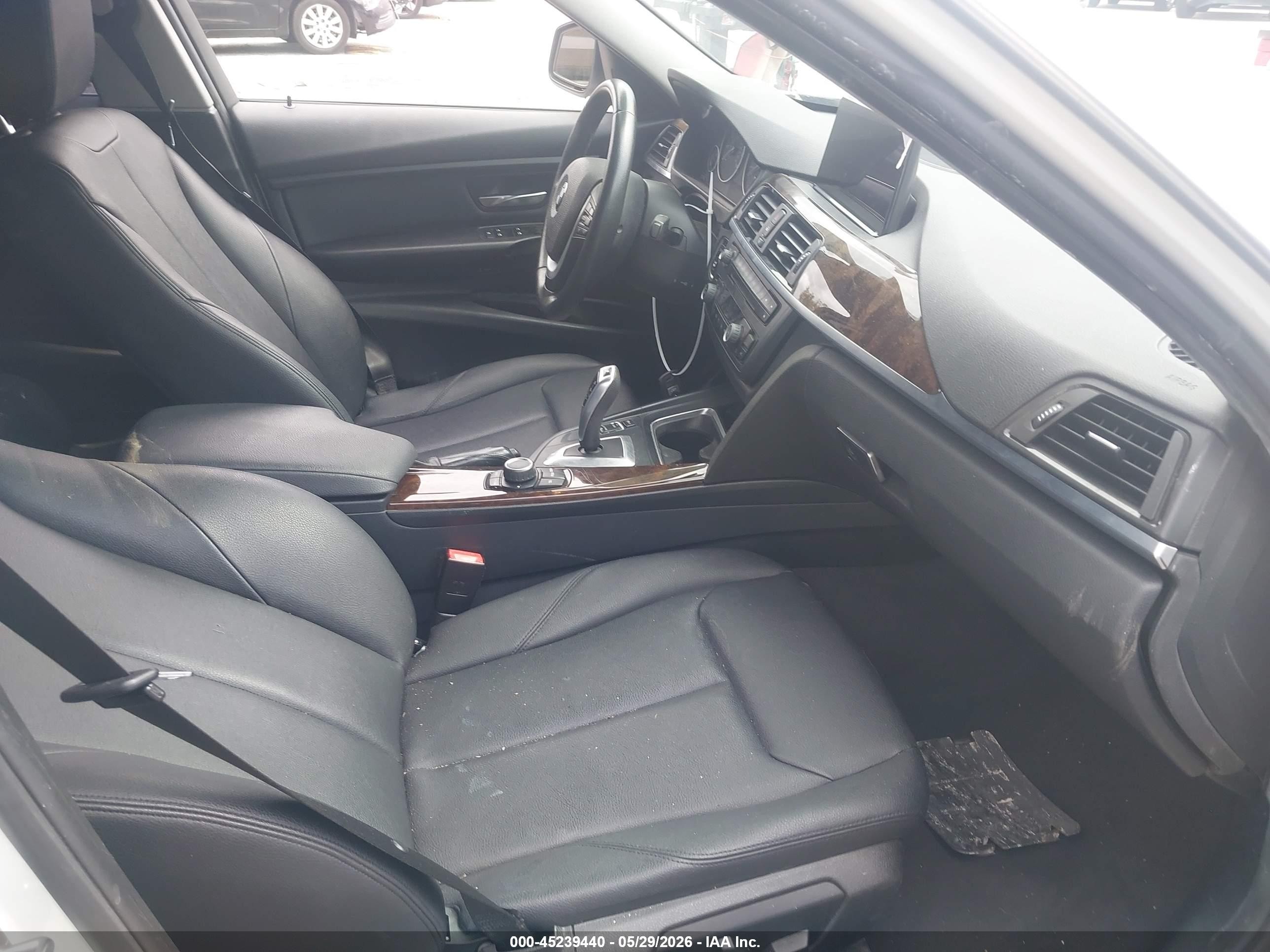 2015 Bmw 328i   White vin: WBA3C1C52FK117882