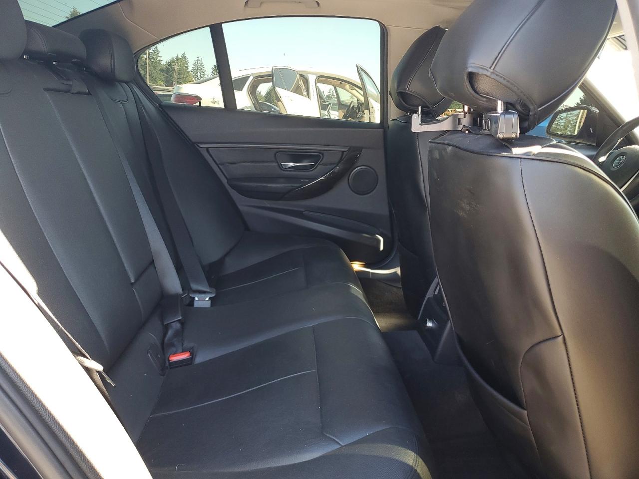 2015 Bmw 328 I Sulev Blue vin: WBA3C1C52FK119258