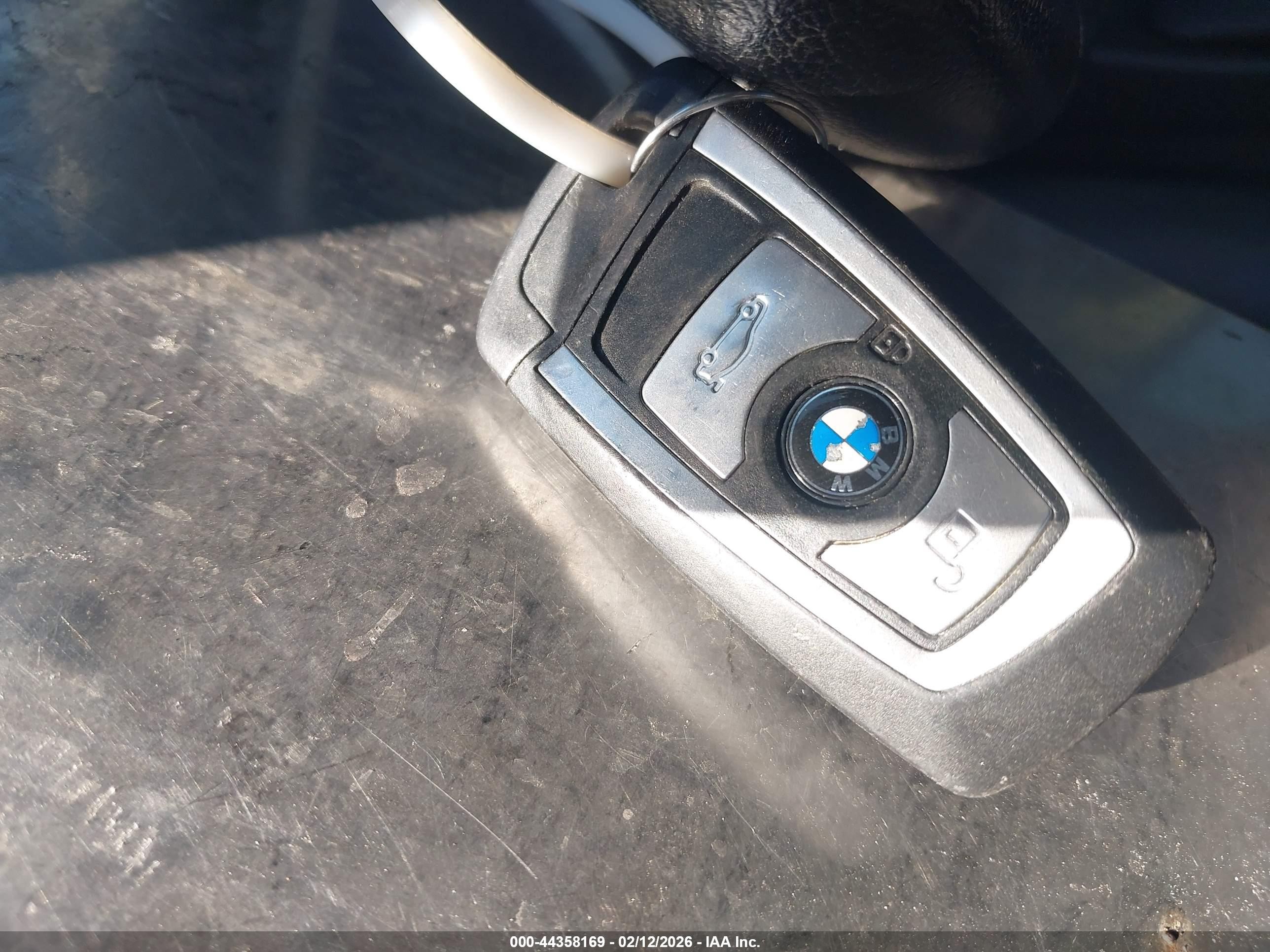 2012 Bmw 328i   White vin: WBA3C1C53CF430878