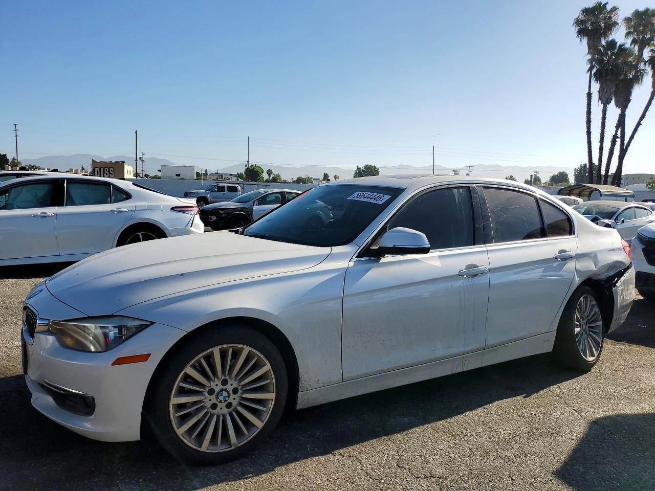 2012 Bmw 328 I Sulev Белый vin: WBA3C1C53CF431870