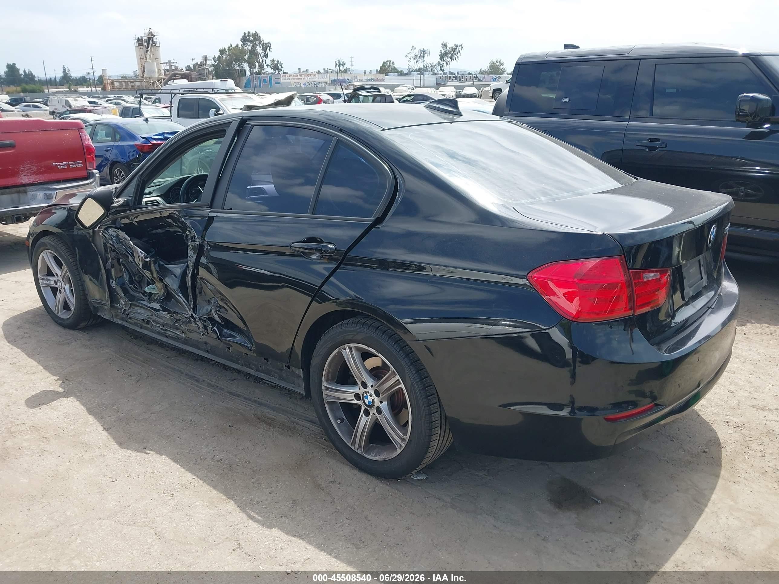 2013 Bmw 328i   Black vin: WBA3C1C53DF444619