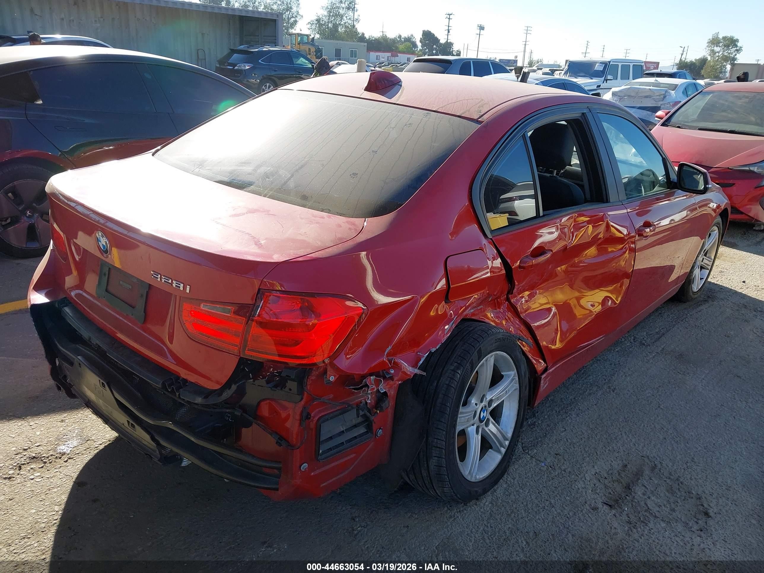 2014 Bmw 328i Красный vin: WBA3C1C54EK109569