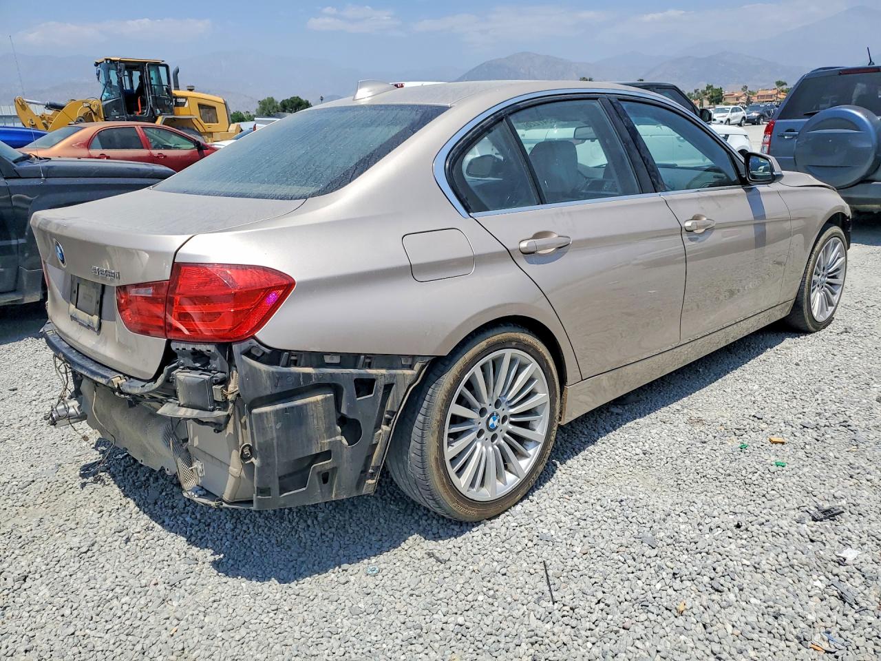 2015 Bmw 328 I Sulev Tan vin: WBA3C1C54FP854195