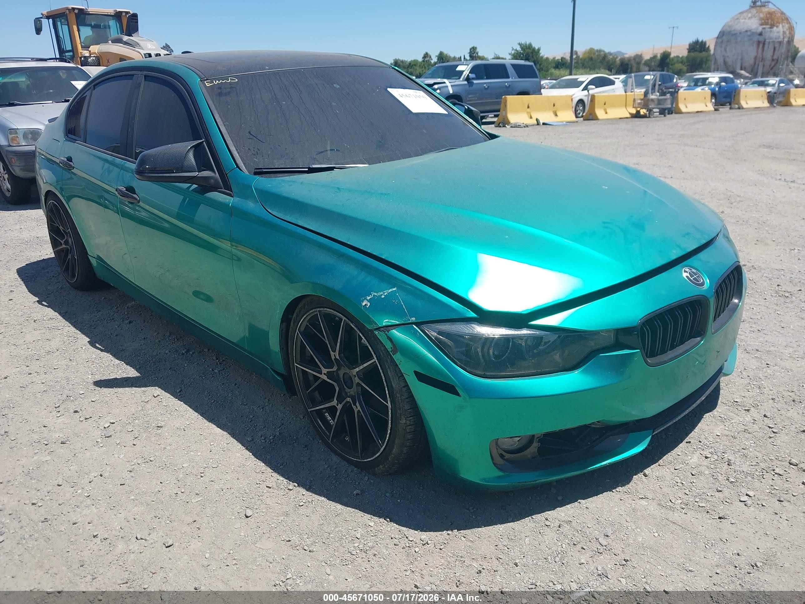 2014 Bmw 328i   Зеленый vin: WBA3C1C55EK115543