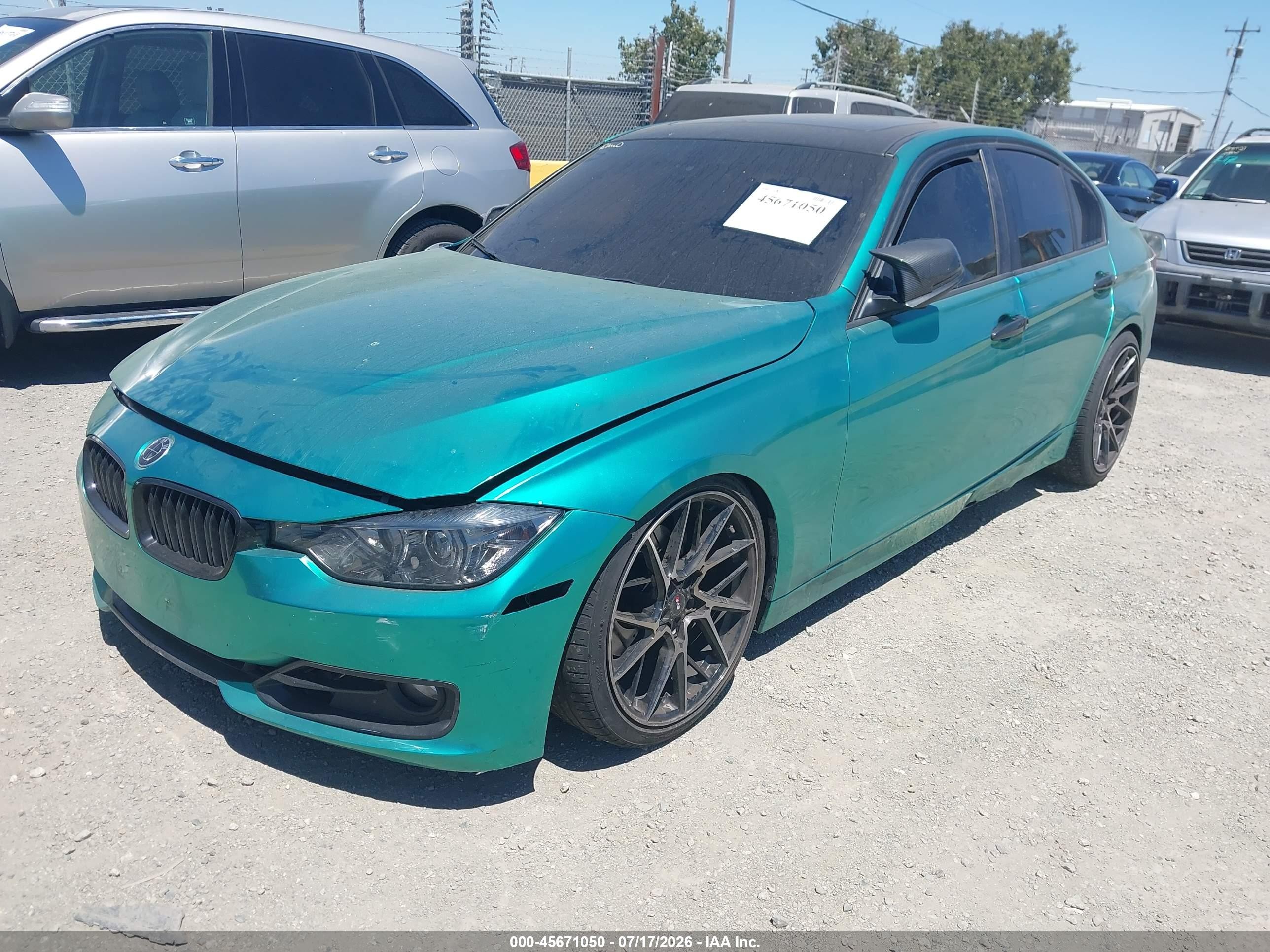 2014 Bmw 328i   Зеленый vin: WBA3C1C55EK115543