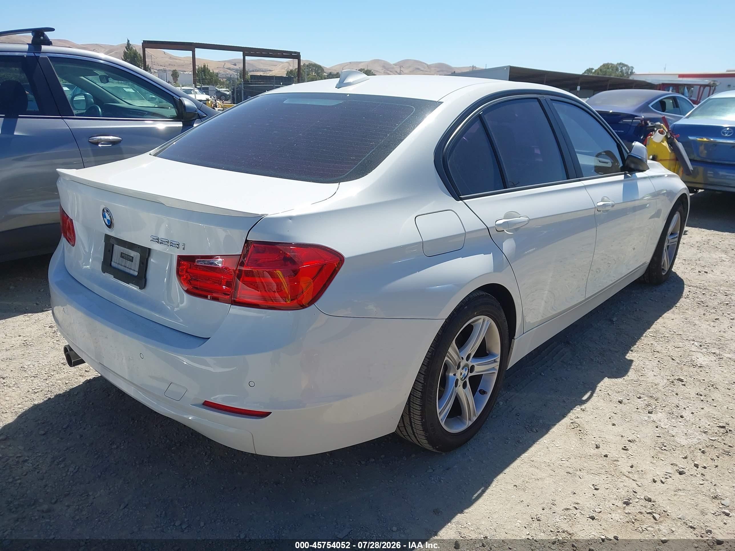 2015 Bmw 328i   White vin: WBA3C1C55FK121828