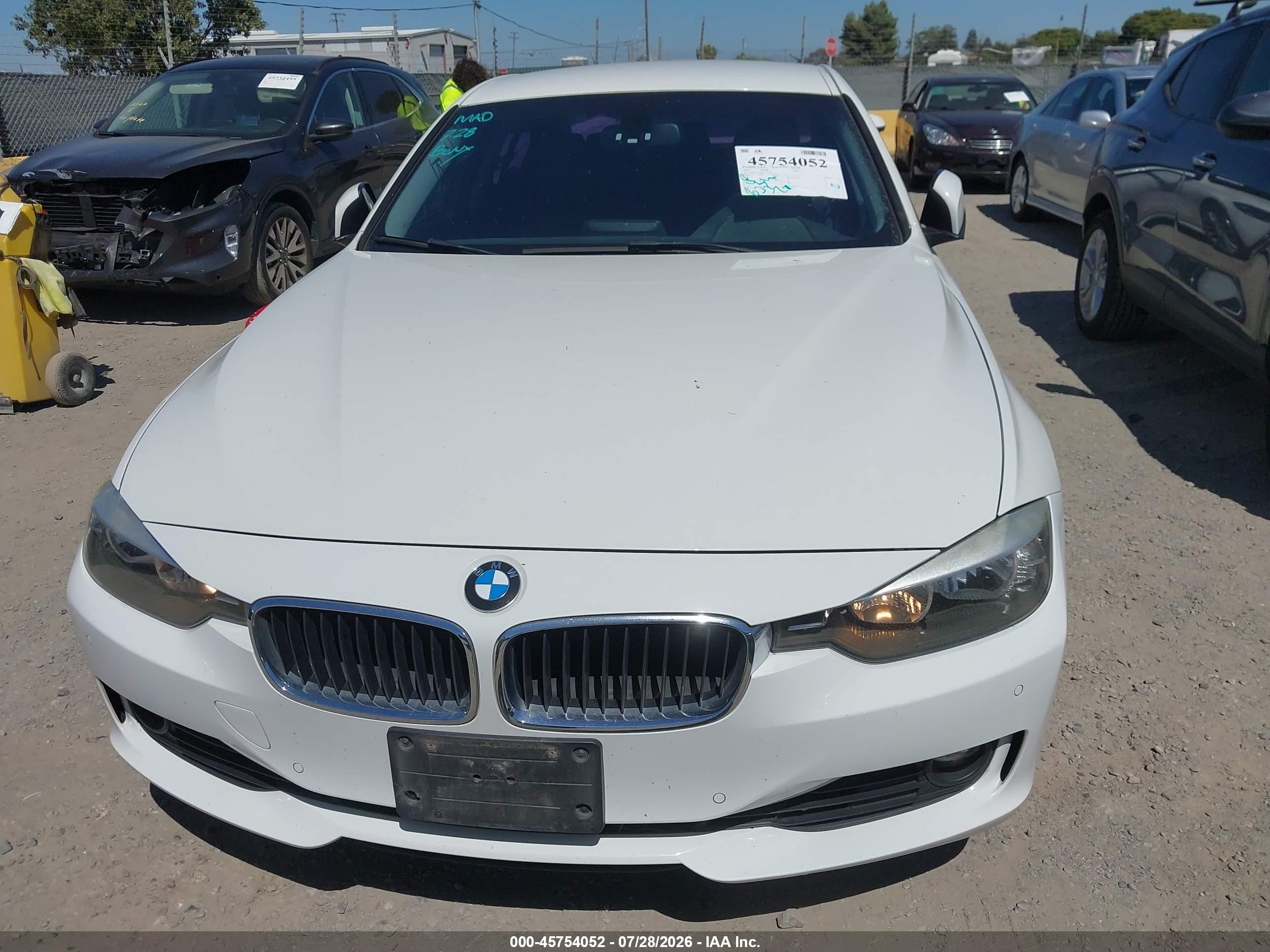 2015 Bmw 328i   White vin: WBA3C1C55FK121828