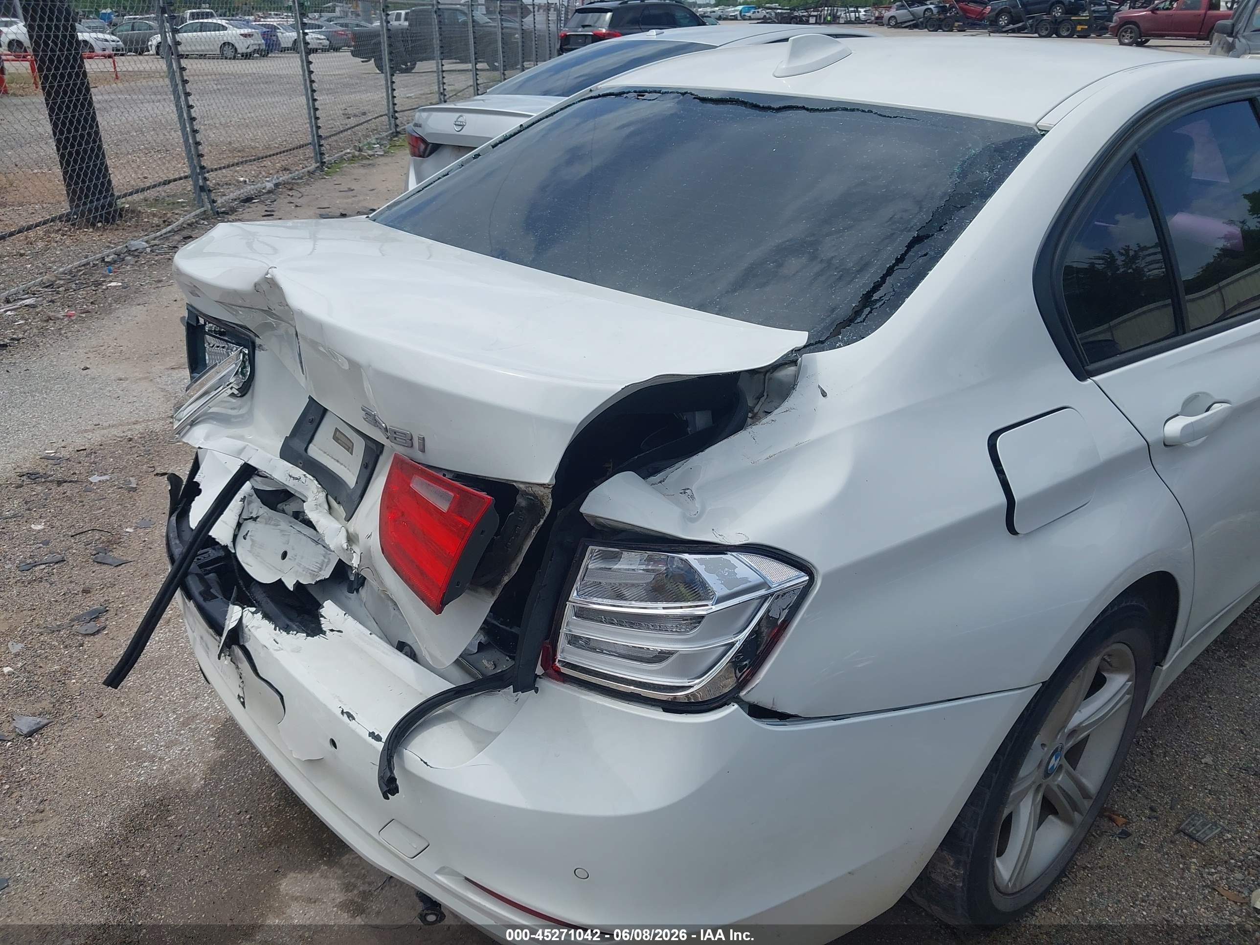 2012 Bmw 328i   White vin: WBA3C1C56CF430941
