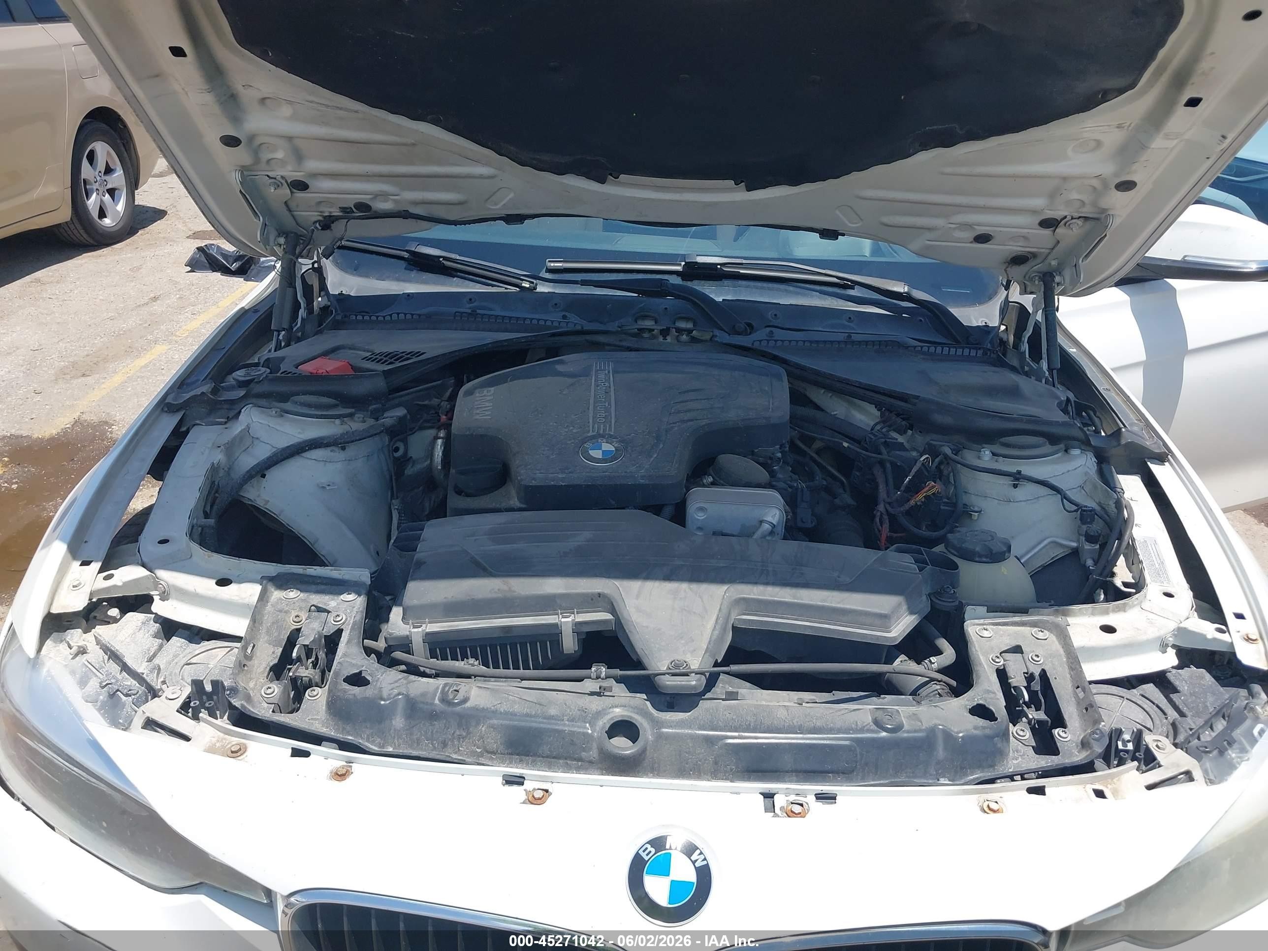 2012 Bmw 328i   White vin: WBA3C1C56CF430941