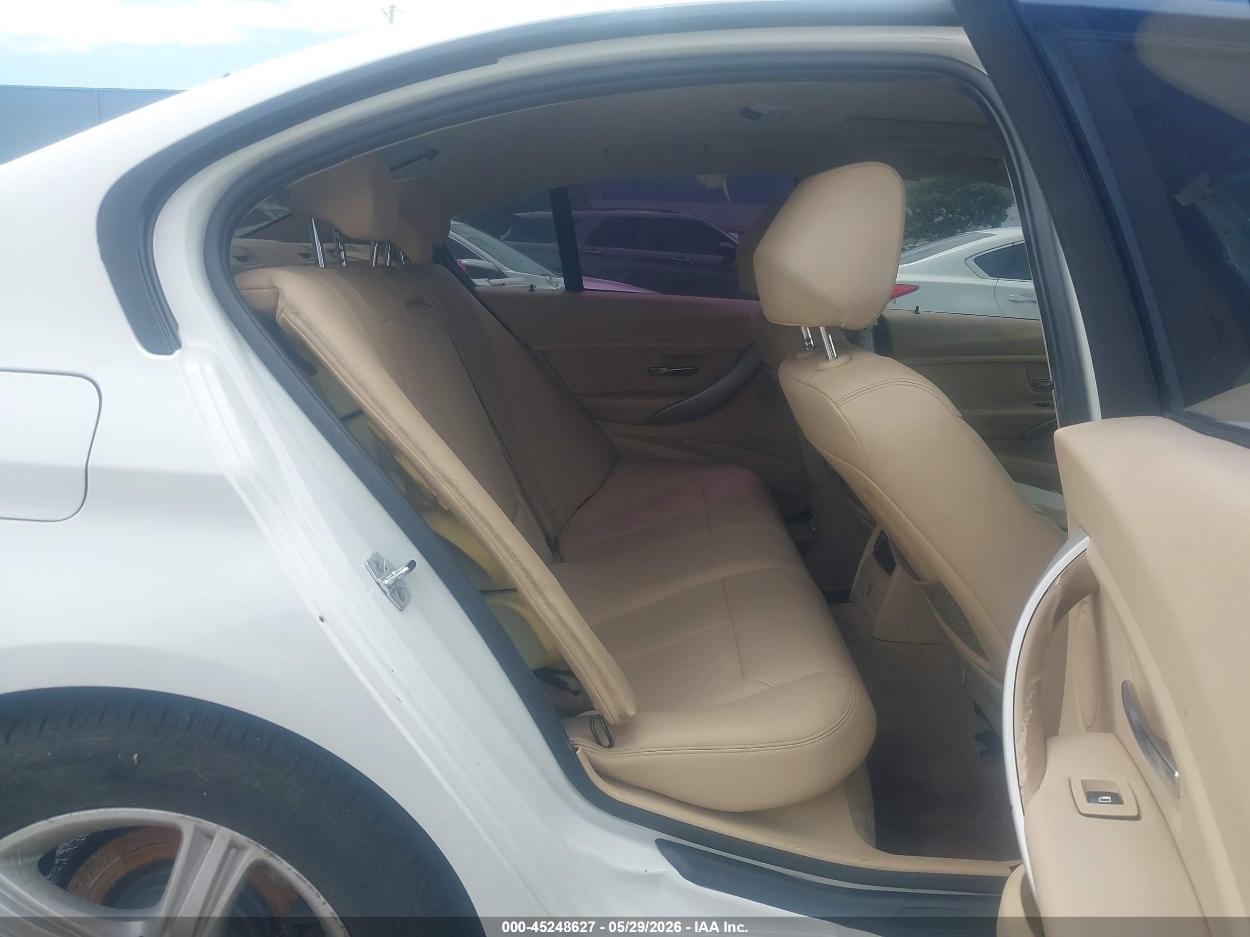 2012 Bmw 328i   White vin: WBA3C1C56CF433550