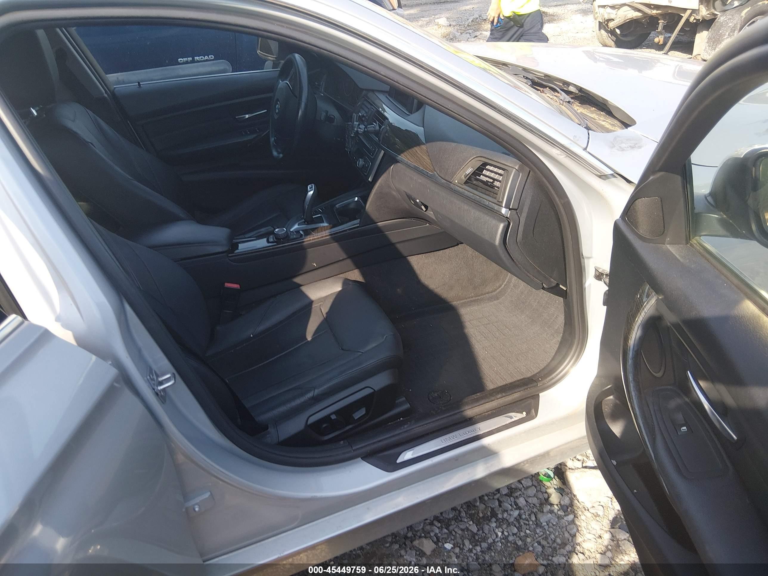 2013 Bmw 328i   Silver vin: WBA3C1C56DF443559