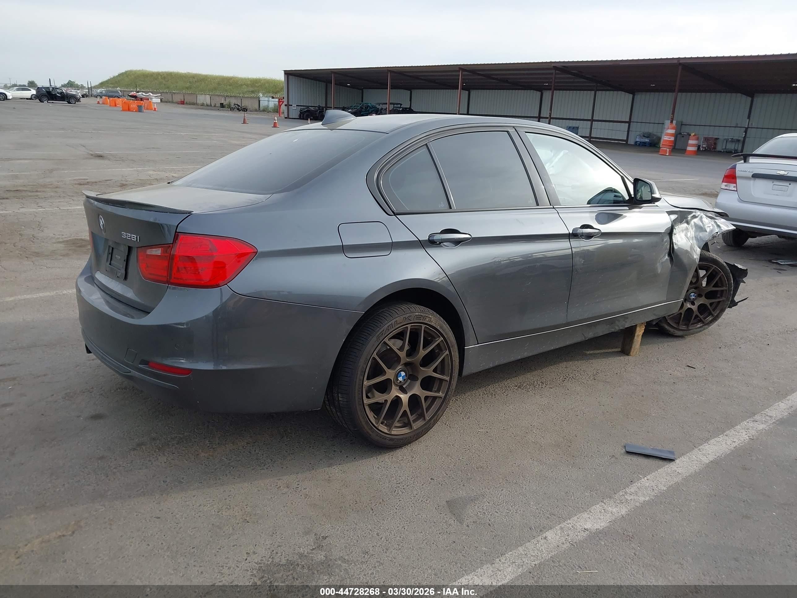 2014 Bmw 328i   Gray vin: WBA3C1C56EK109332