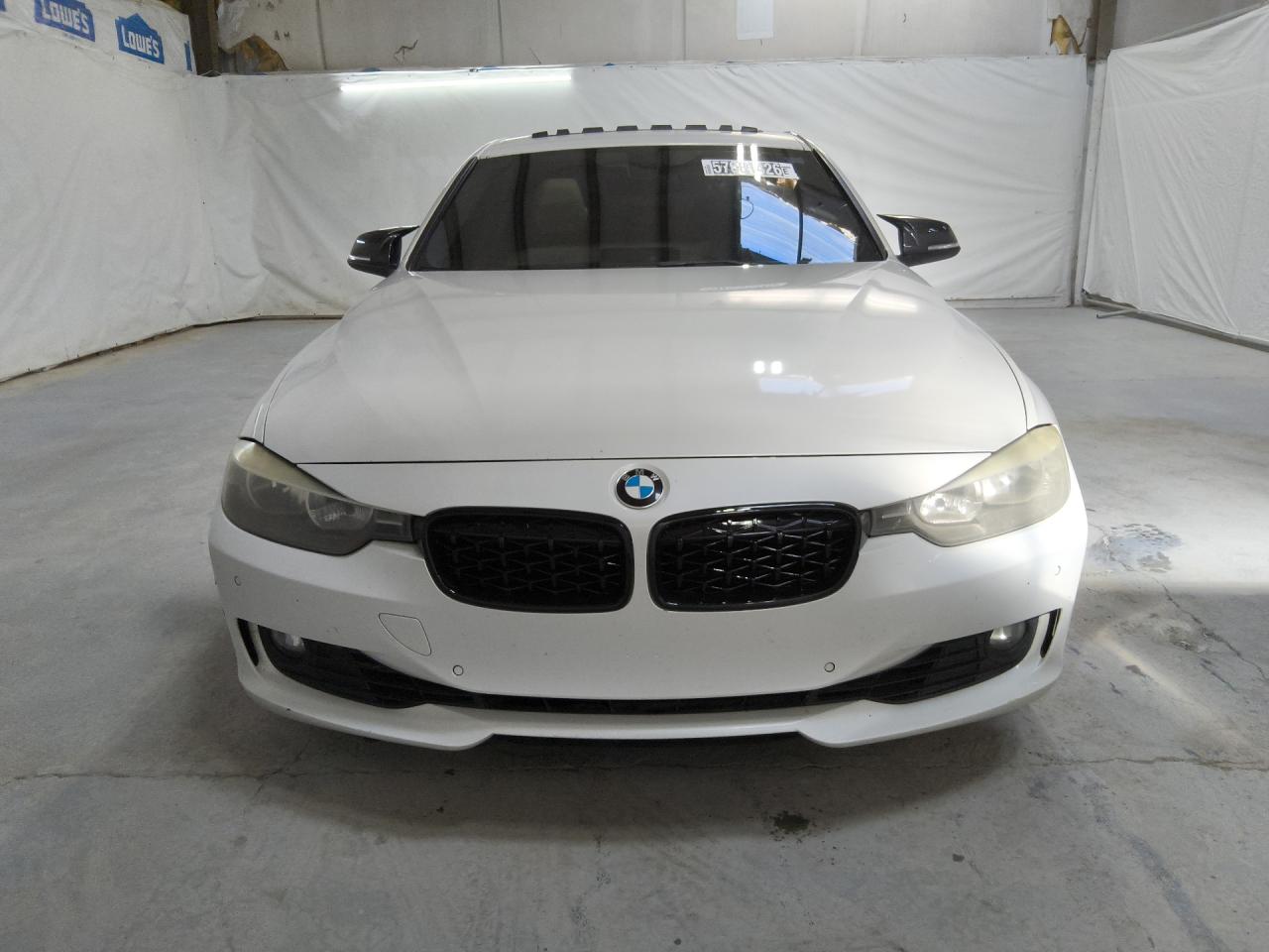 2015 Bmw 328 I Sulev White vin: WBA3C1C56FK119229 Damage: Left Headlamp Bulb, Inoperable, Repair Required
