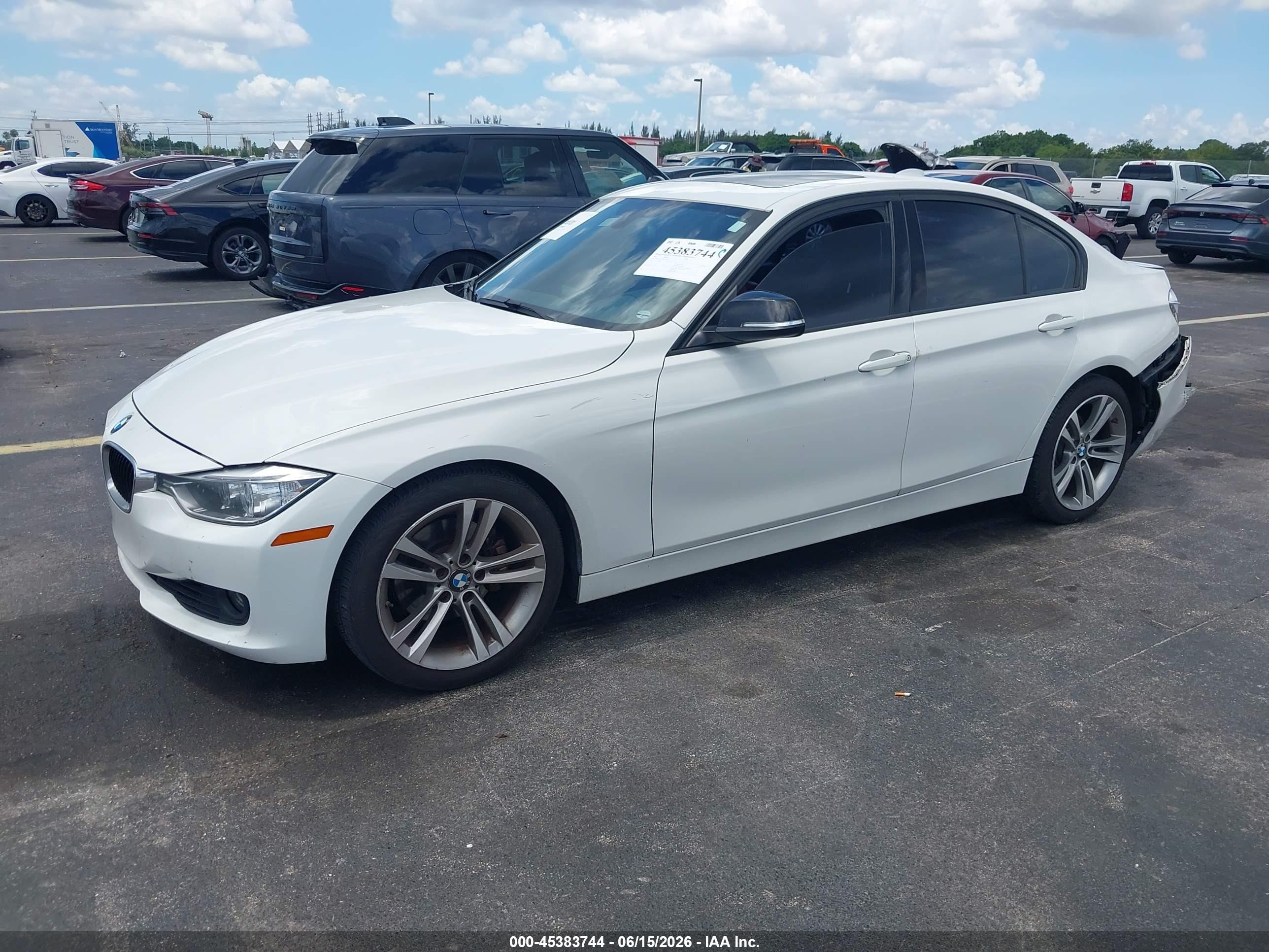 2014 Bmw 328i Белый vin: WBA3C1C57EK107105