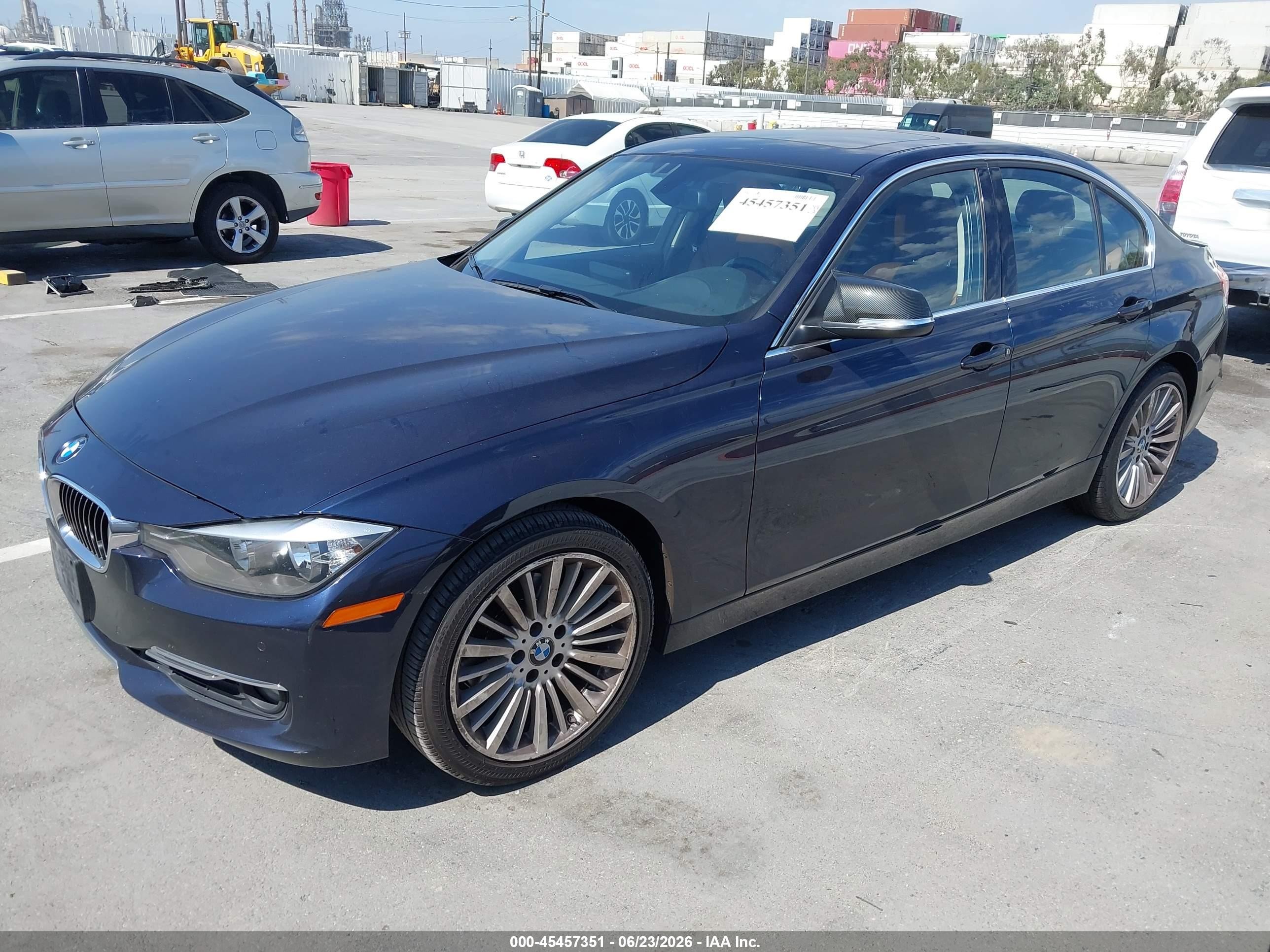 2014 Bmw 328i   Черный vin: WBA3C1C57EK108190