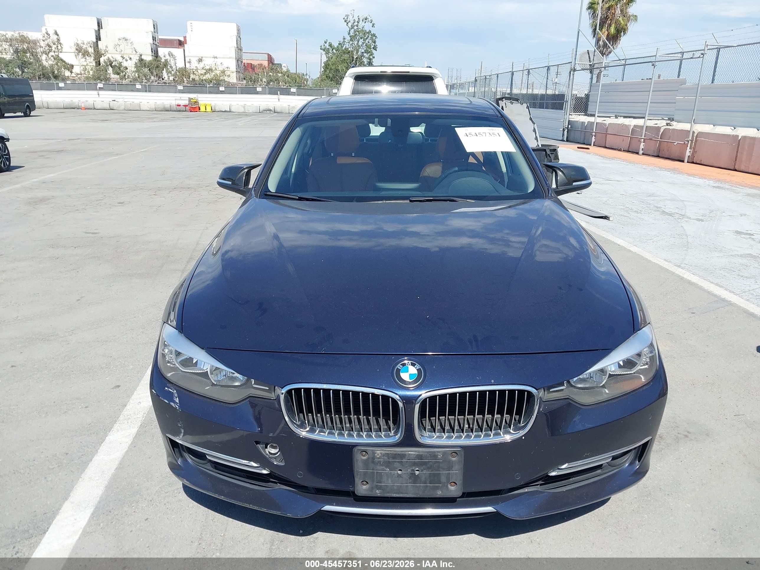 2014 Bmw 328i   Черный vin: WBA3C1C57EK108190