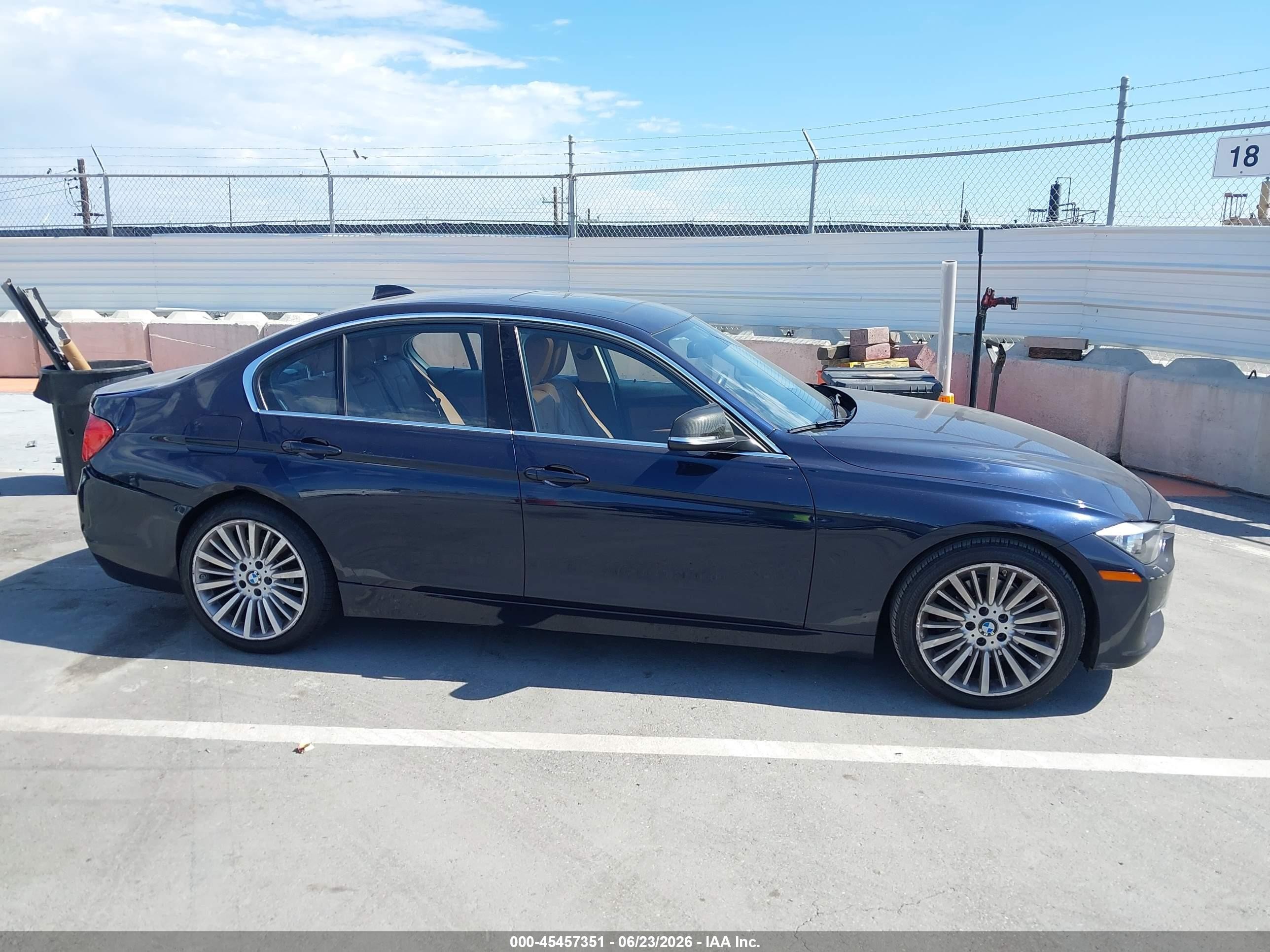 2014 Bmw 328i   Черный vin: WBA3C1C57EK108190