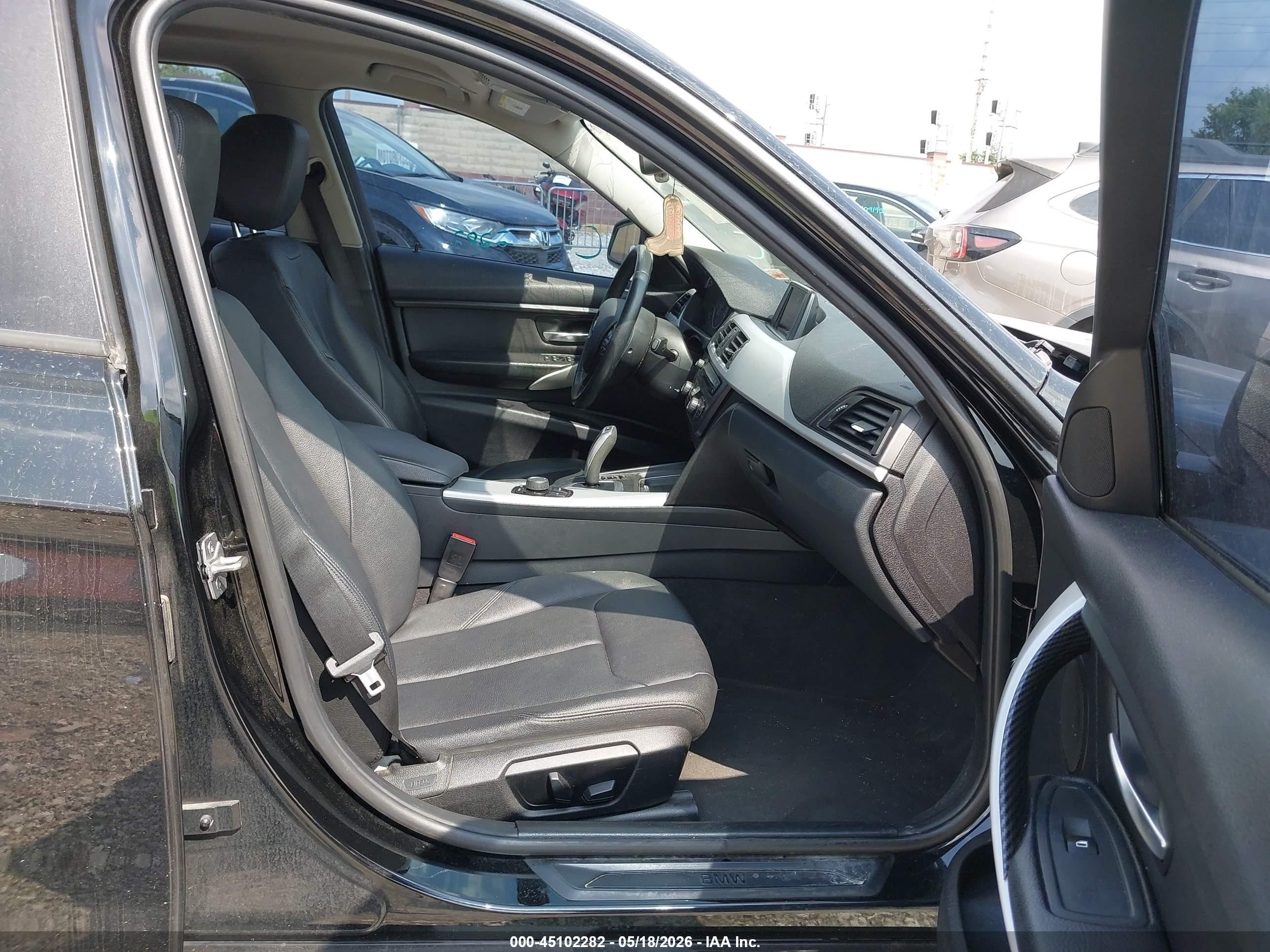 2013 Bmw 328i   Черный vin: WBA3C1C58DF438153