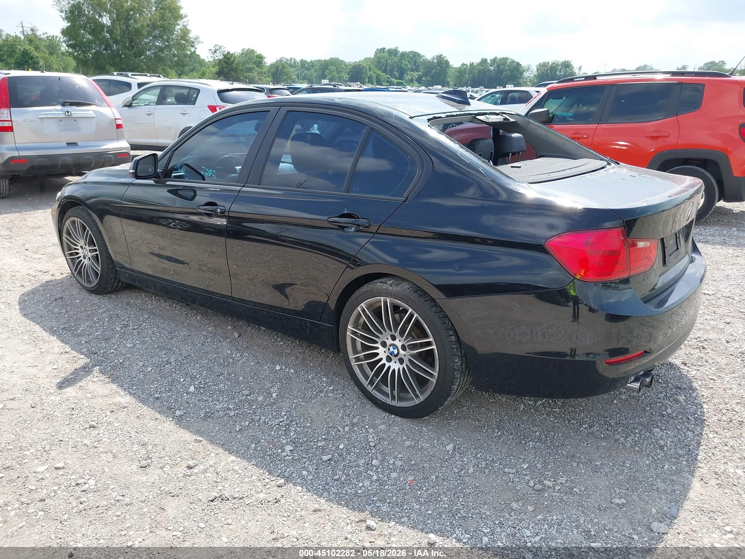 2013 Bmw 328i   Черный vin: WBA3C1C58DF438153
